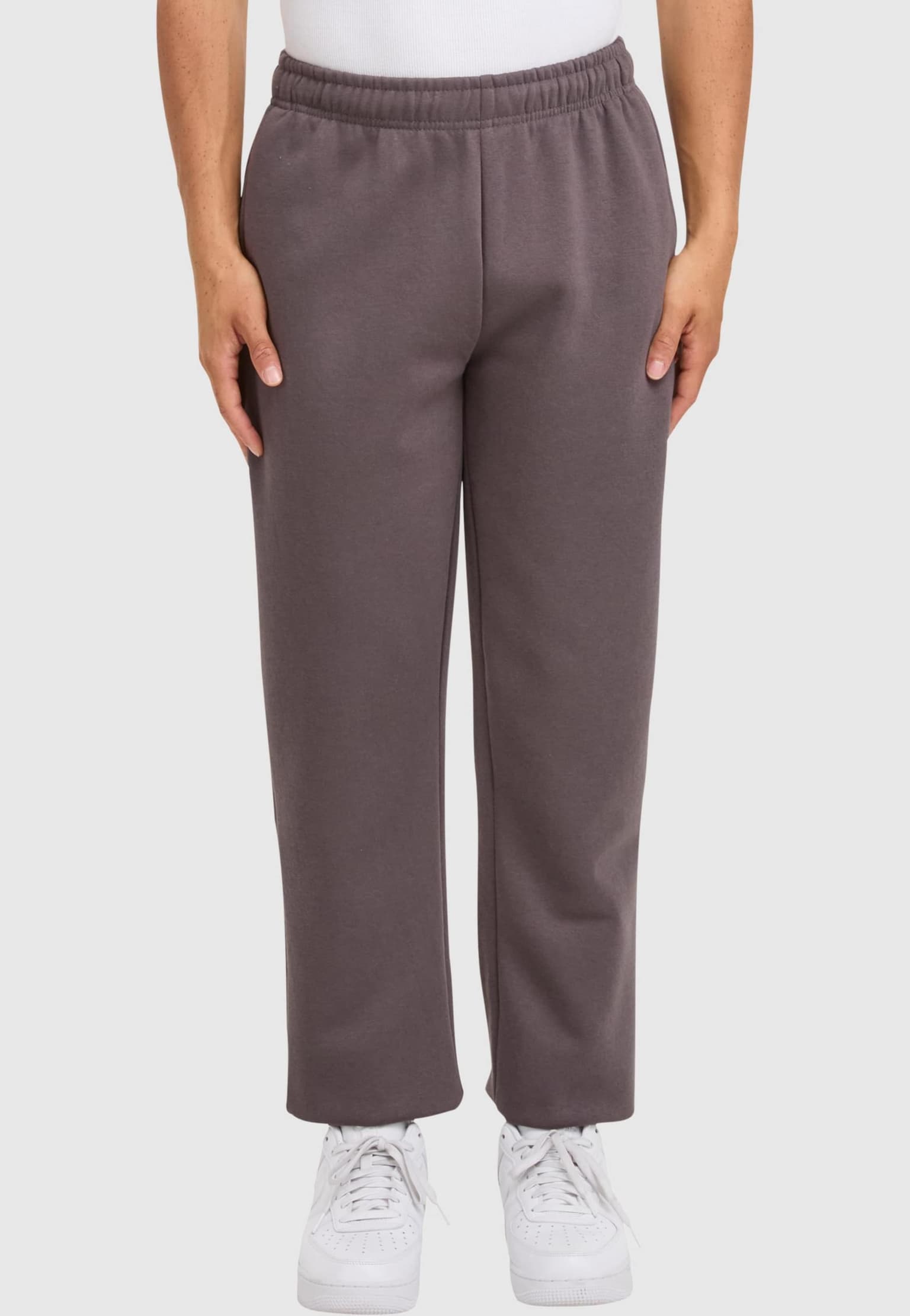 Urban Classics Basic Essential Jogginghose – Bild 3