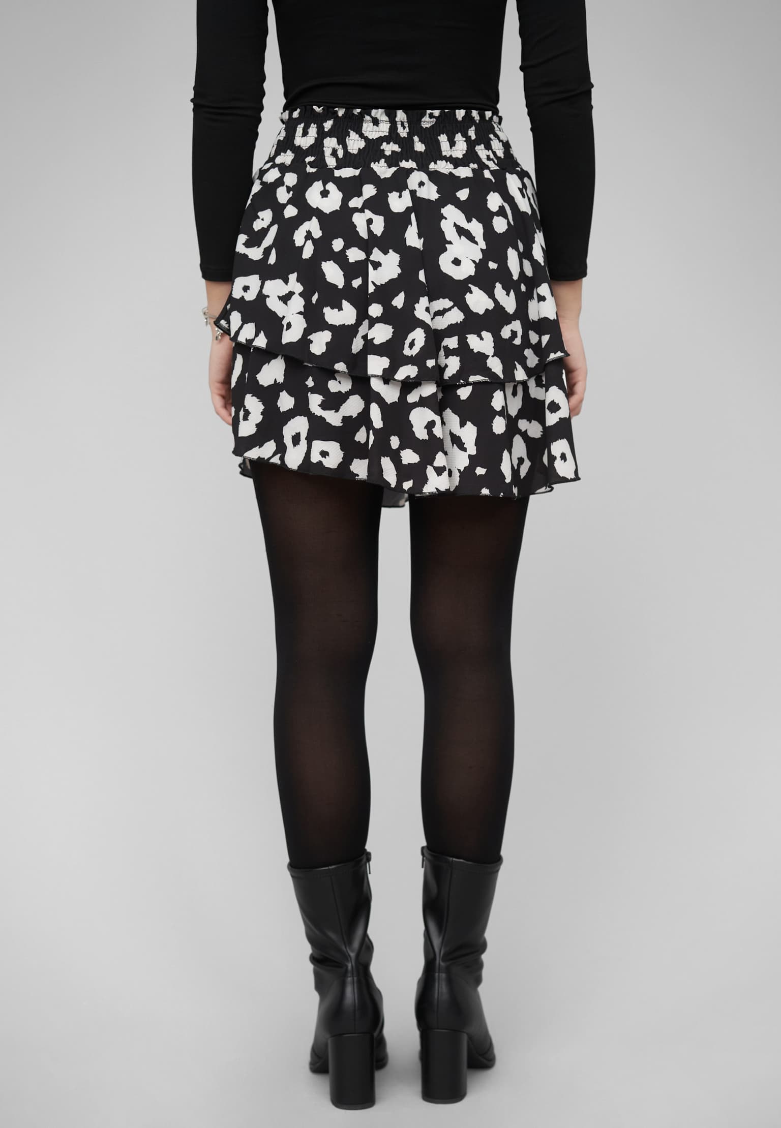 Cloud5ive Tiered Mini Skirt – Bild 2