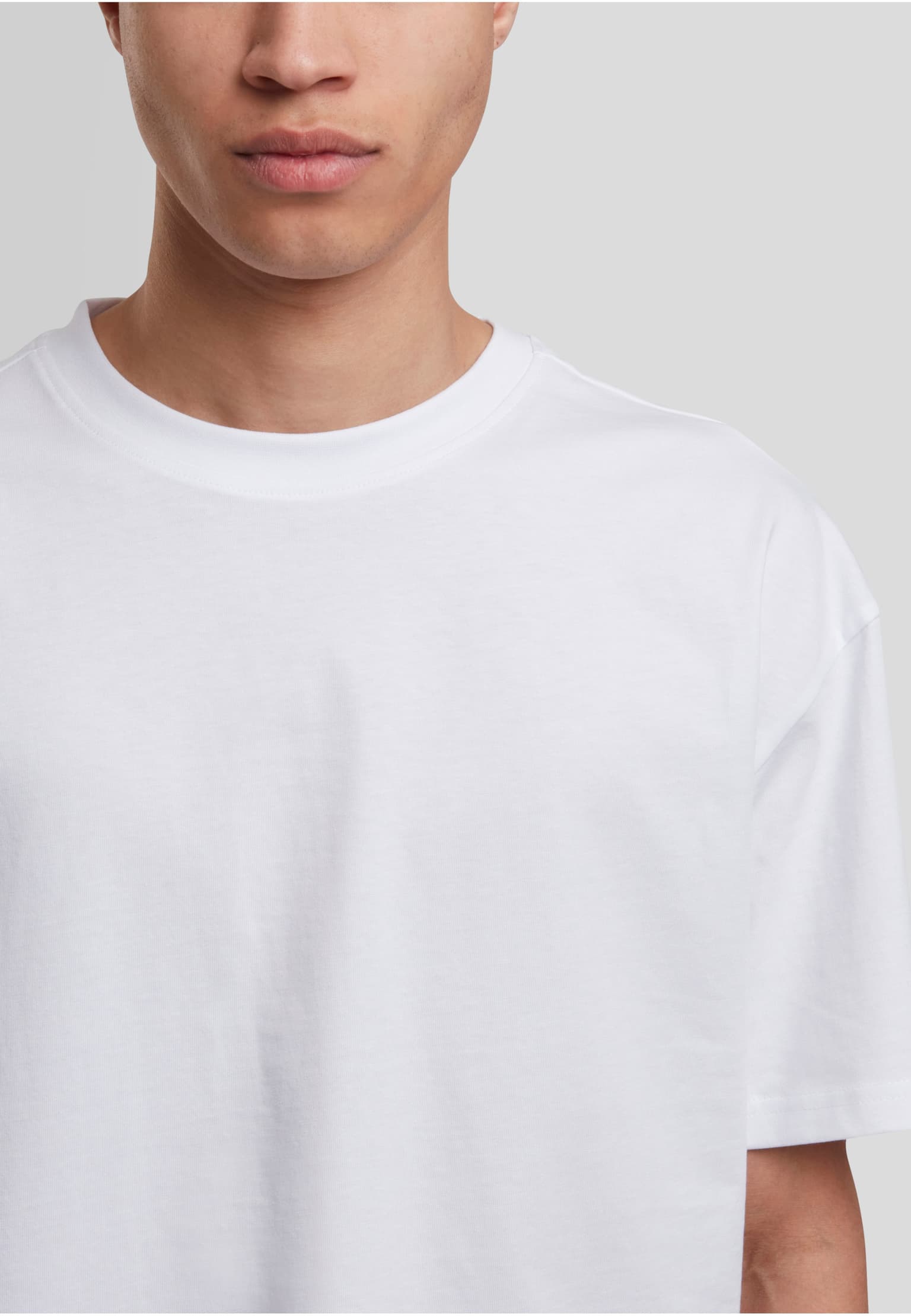 Urban Classics Cotton Loose Tee – Bild 4