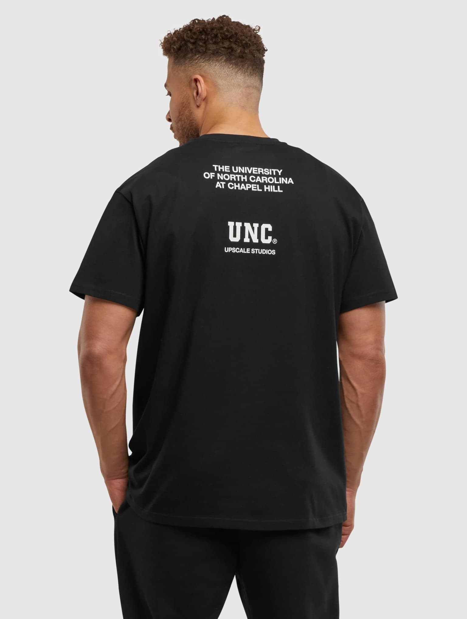 Mister Tee Upscale North Carolina Chrome Logo Oversize – Bild 2