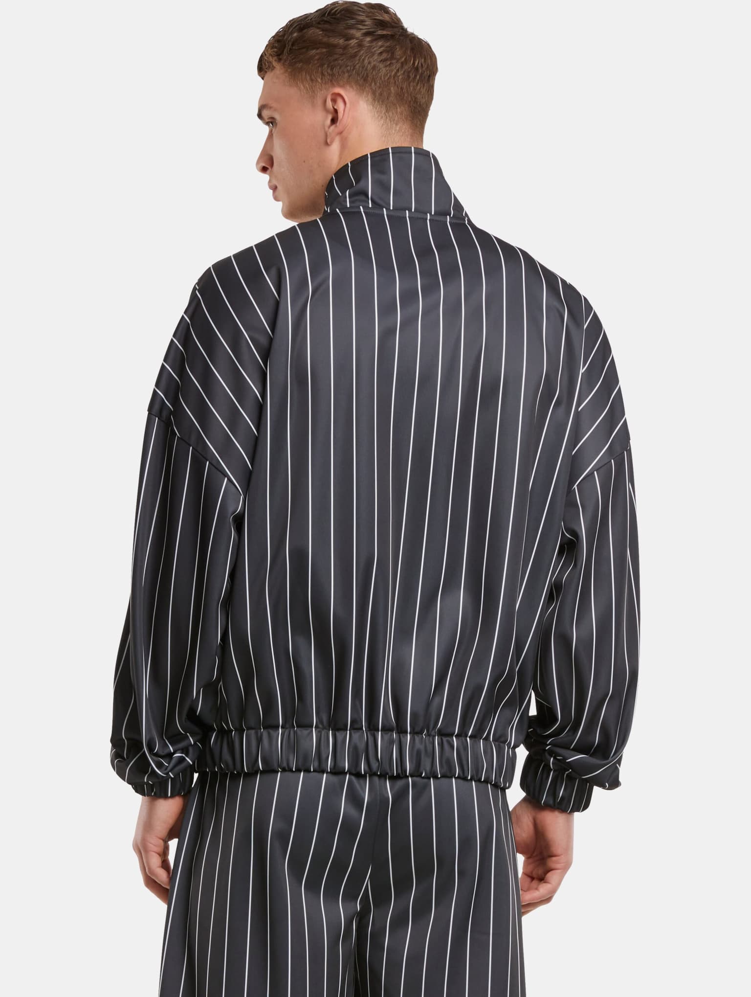 Urban Classics Pinstripe Trackjacket – Bild 2