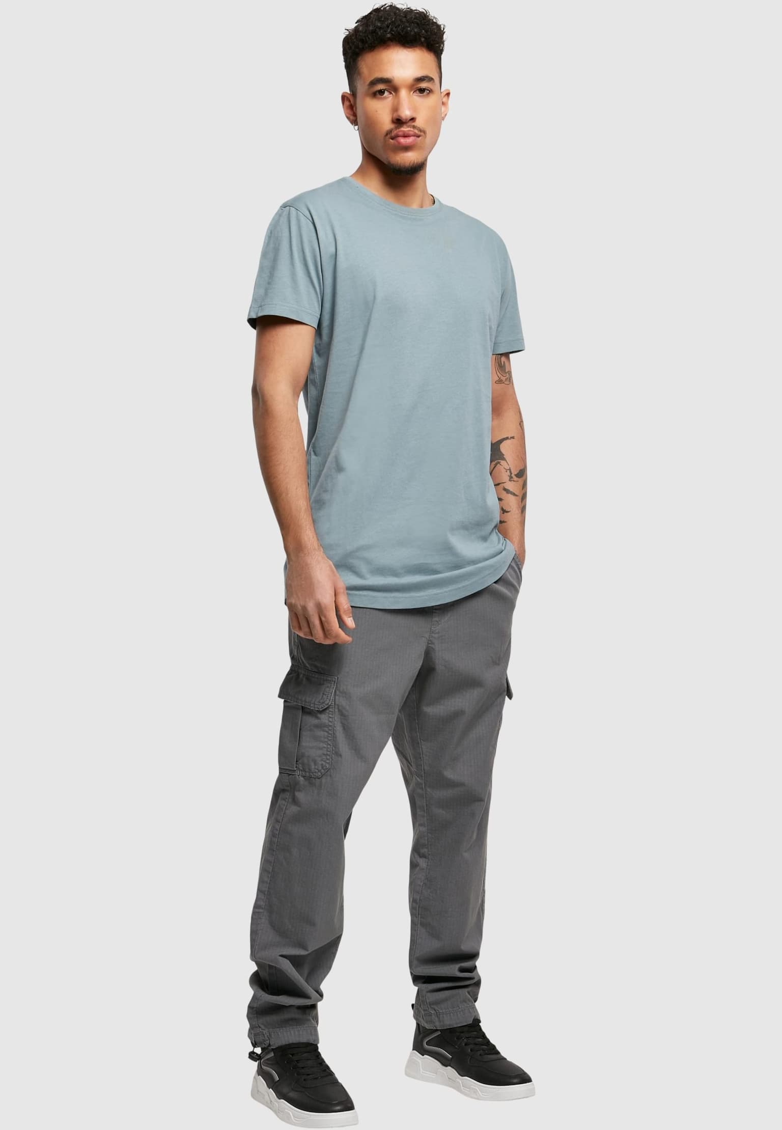 Urban Classics Shaped Long Tee – Bild 4