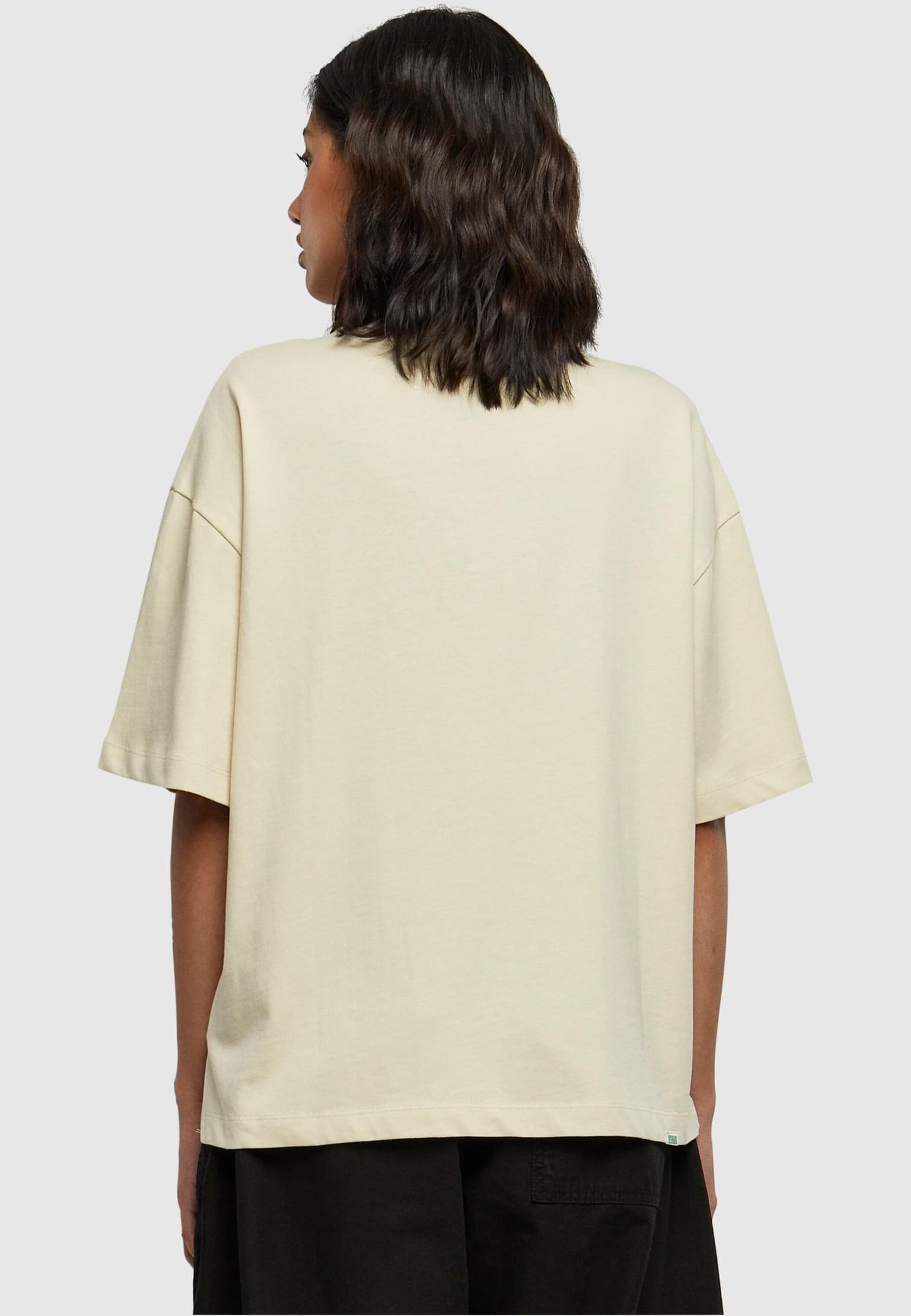 Urban Classics Ladies Essentials Heavy Slit Tee – Bild 2