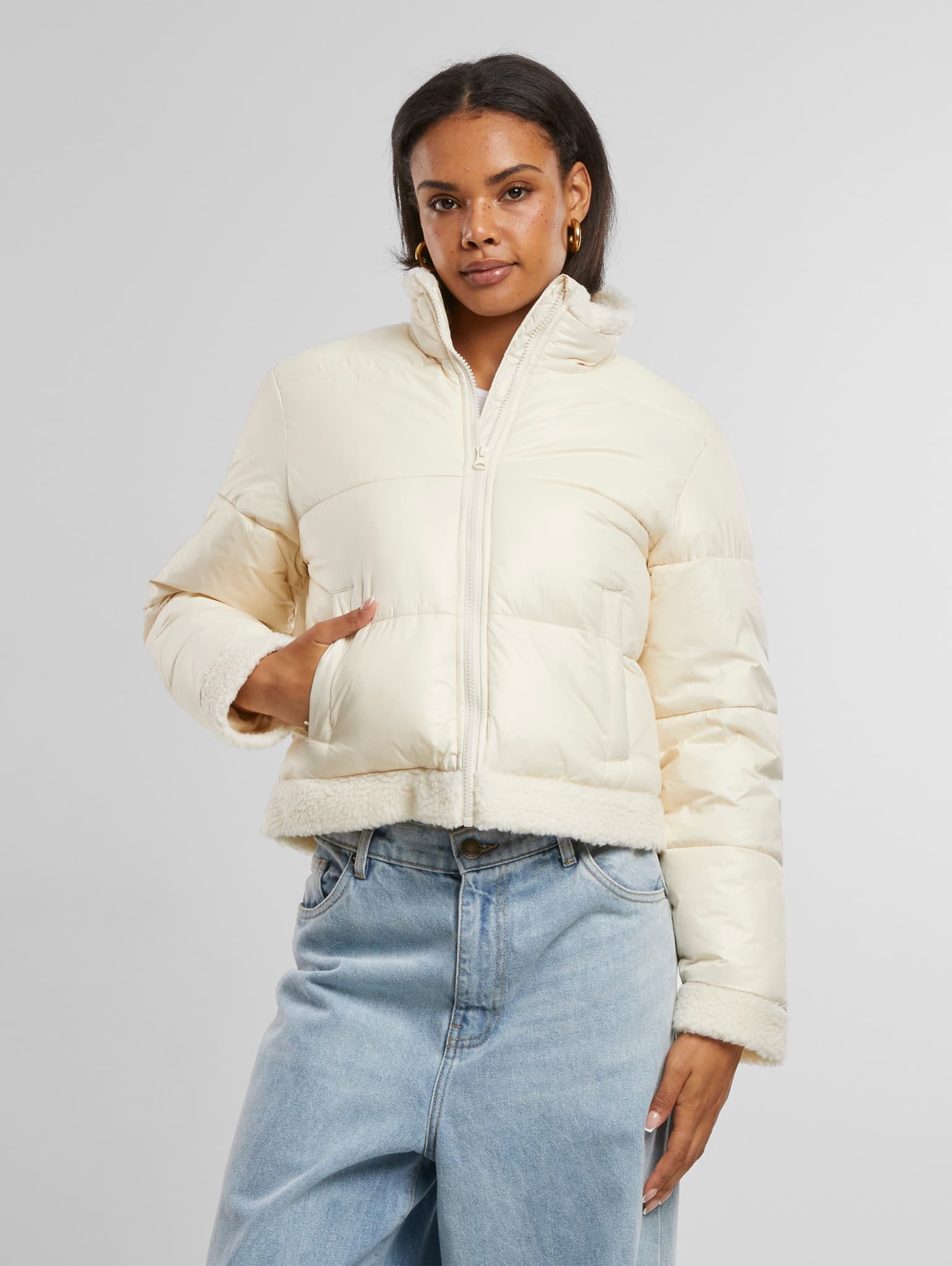 Urban Classics Ladies Essentials Shiny Puffer Sherpa Jacket