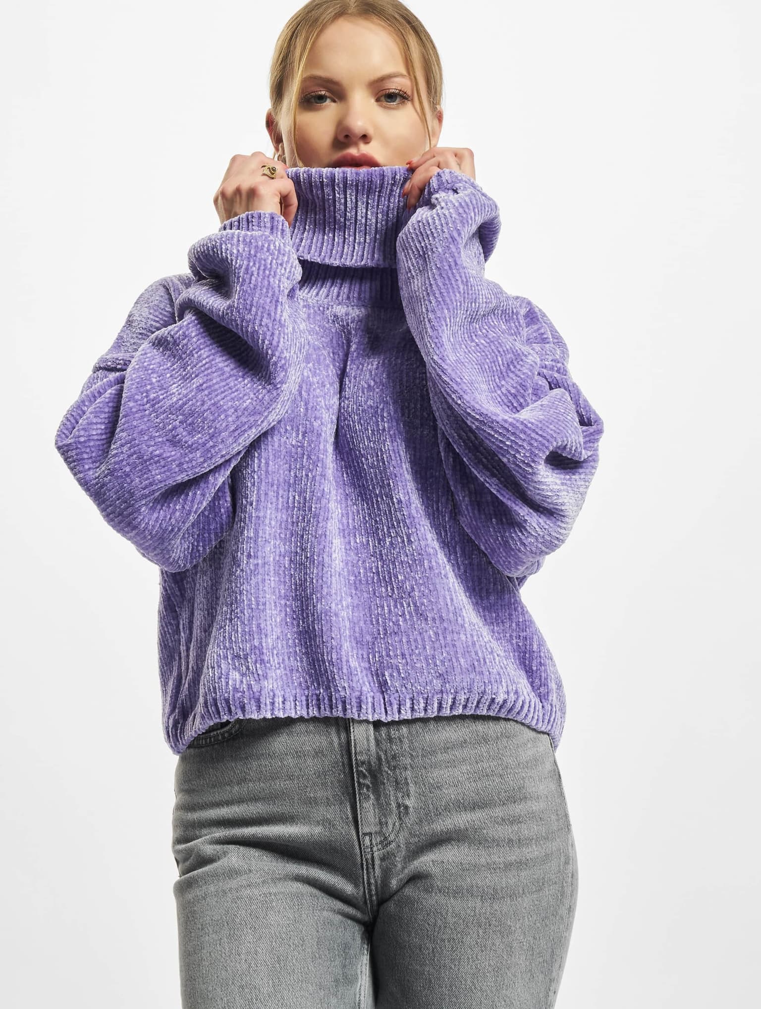 Urban Classics Ladies Short Chenille Turtleneck Sweater