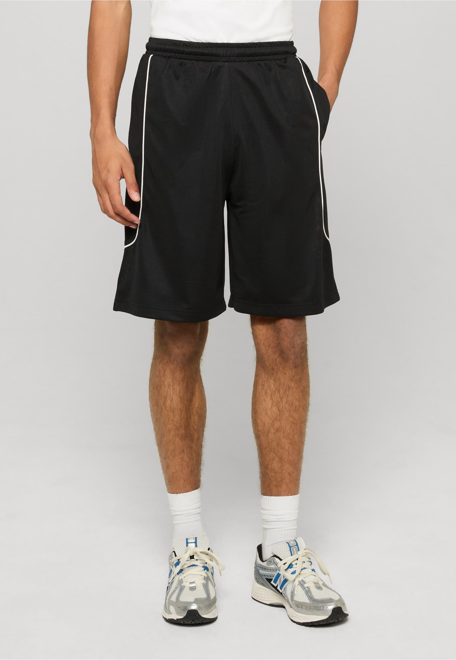 Urban Classics Piping Mesh Short