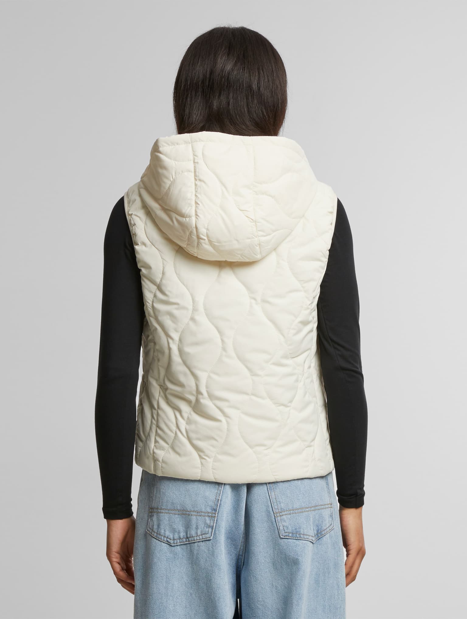 Urban Classics Ladies Super Light Puffer Vest – Bild 3