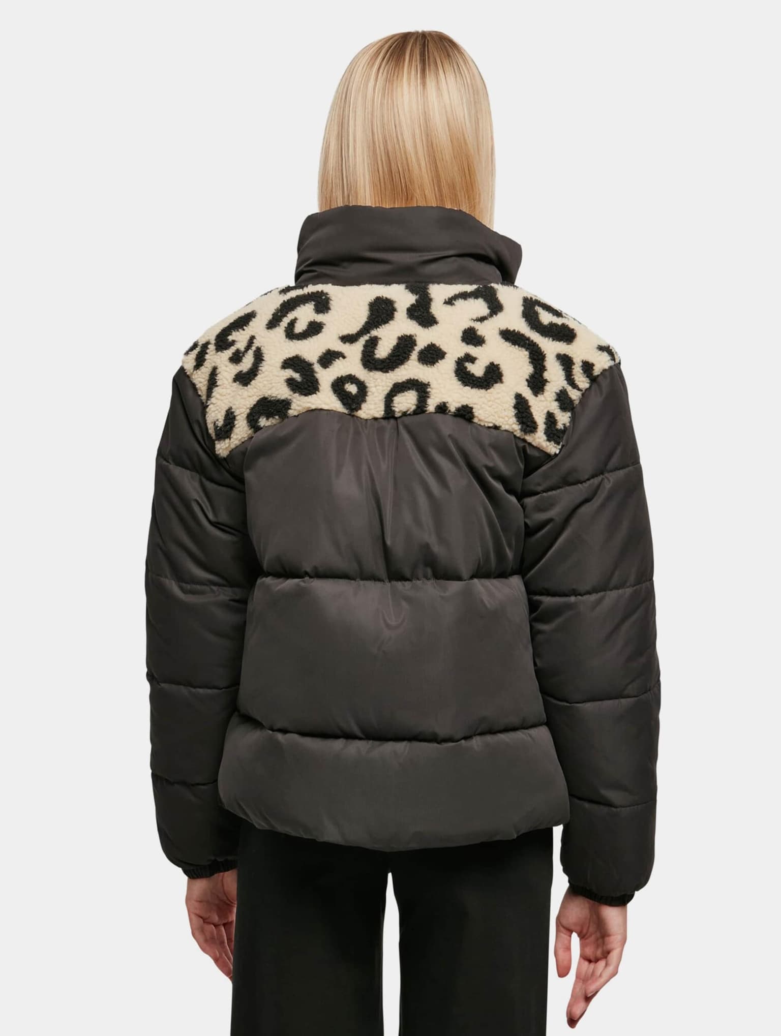 Urban Classics Ladies AOP Sherpa Mixed Puffer Jacket – Bild 2