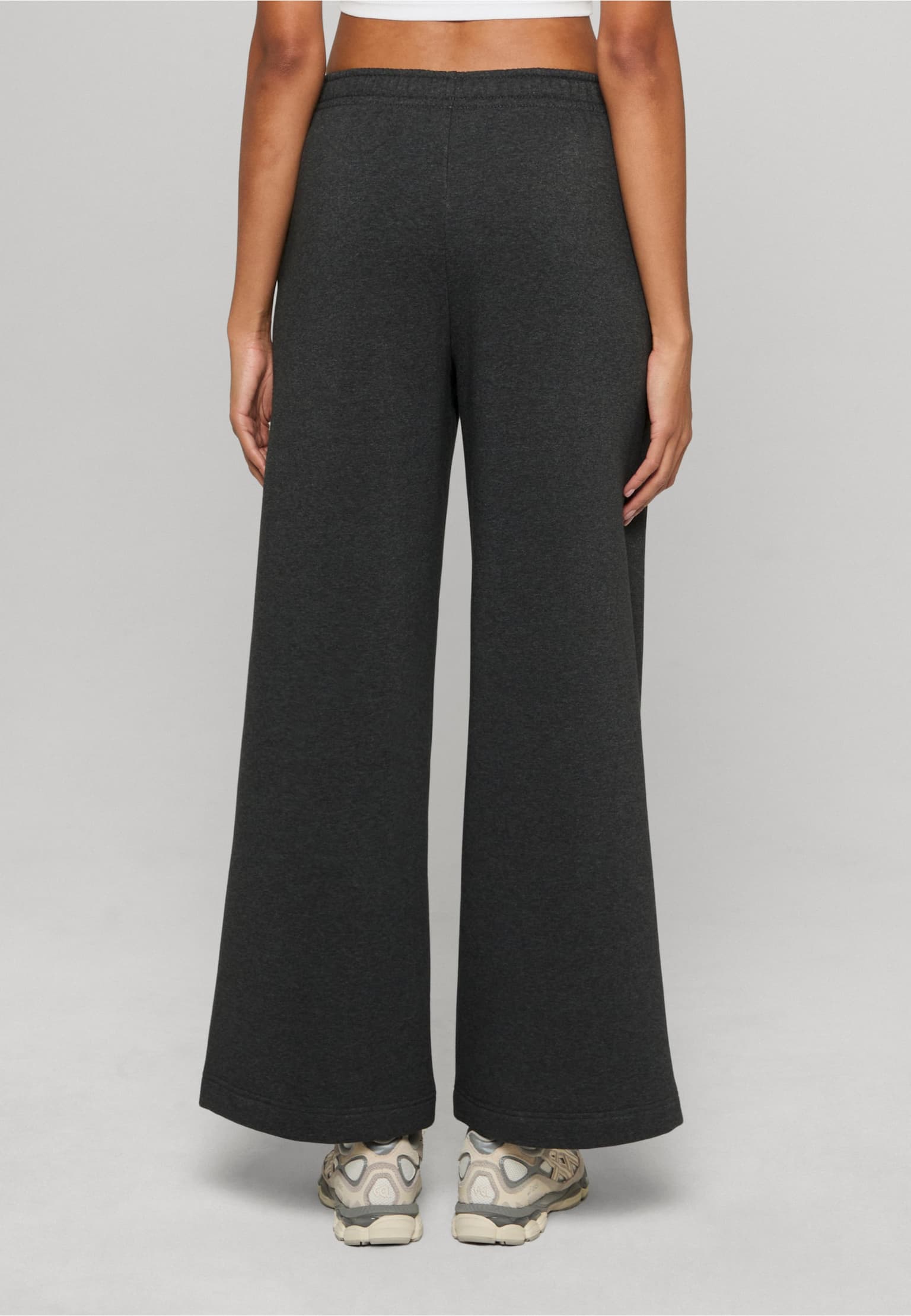 Urban Classics Ladies Fluffy Wideleg Trackpants – Bild 2