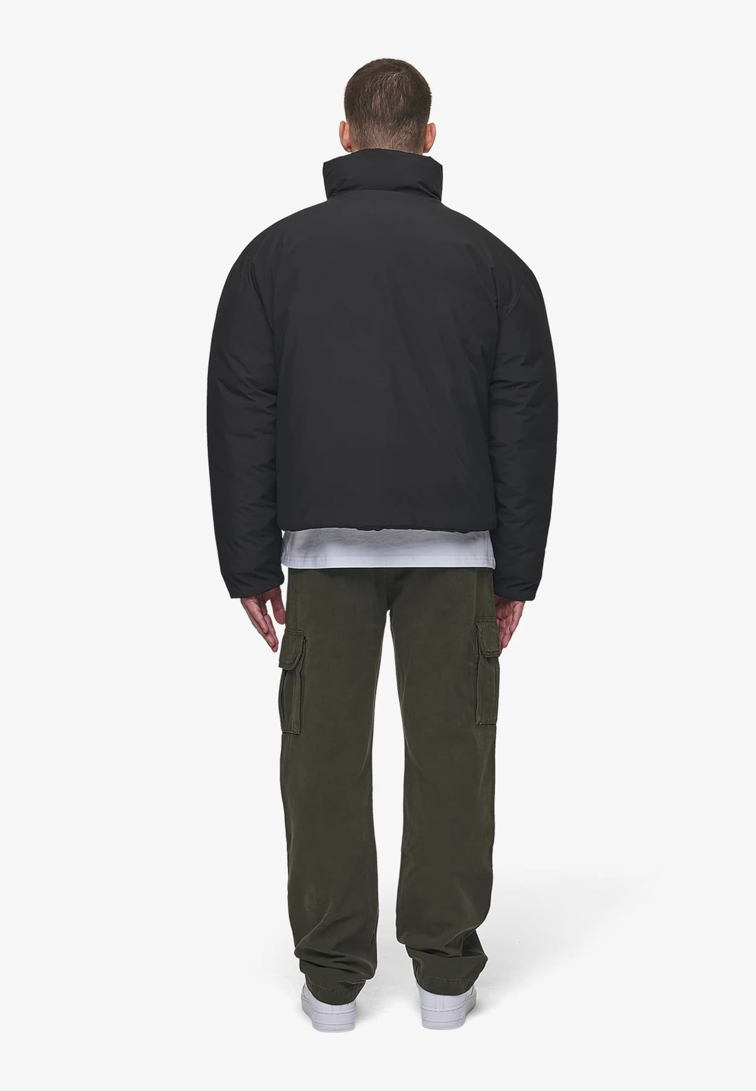 PEGADOR Lavoy Cropped Boxy Puffer Jacket – Bild 3