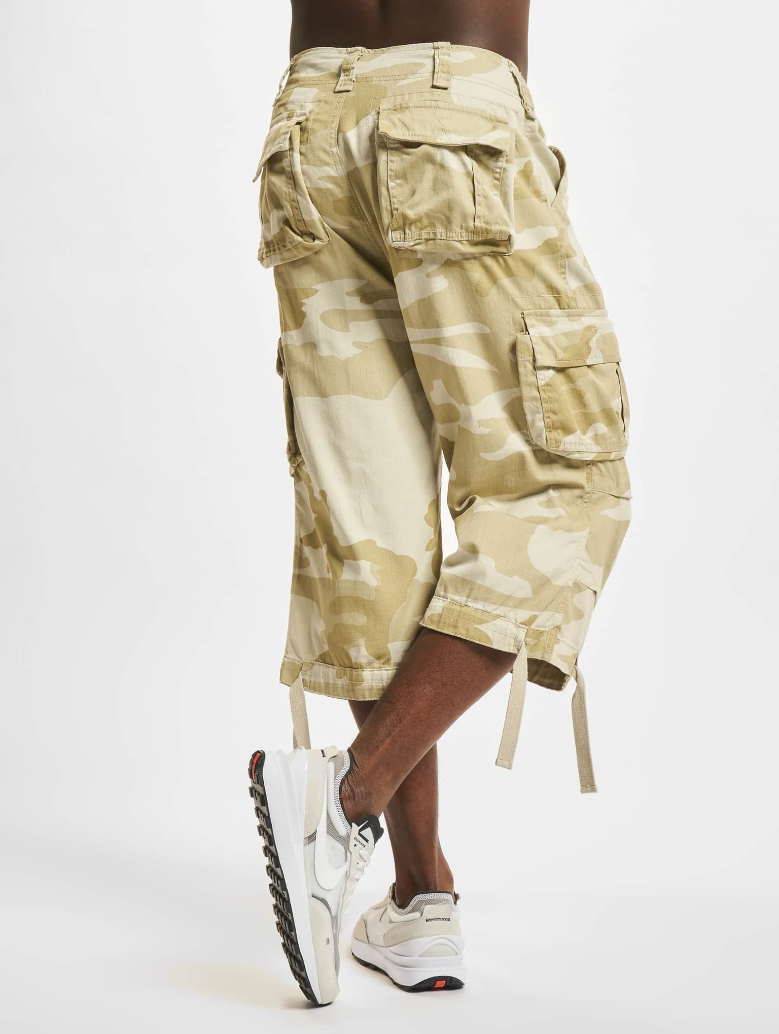 Brandit Urban Legend Cargo 3/4 Short – Bild 2