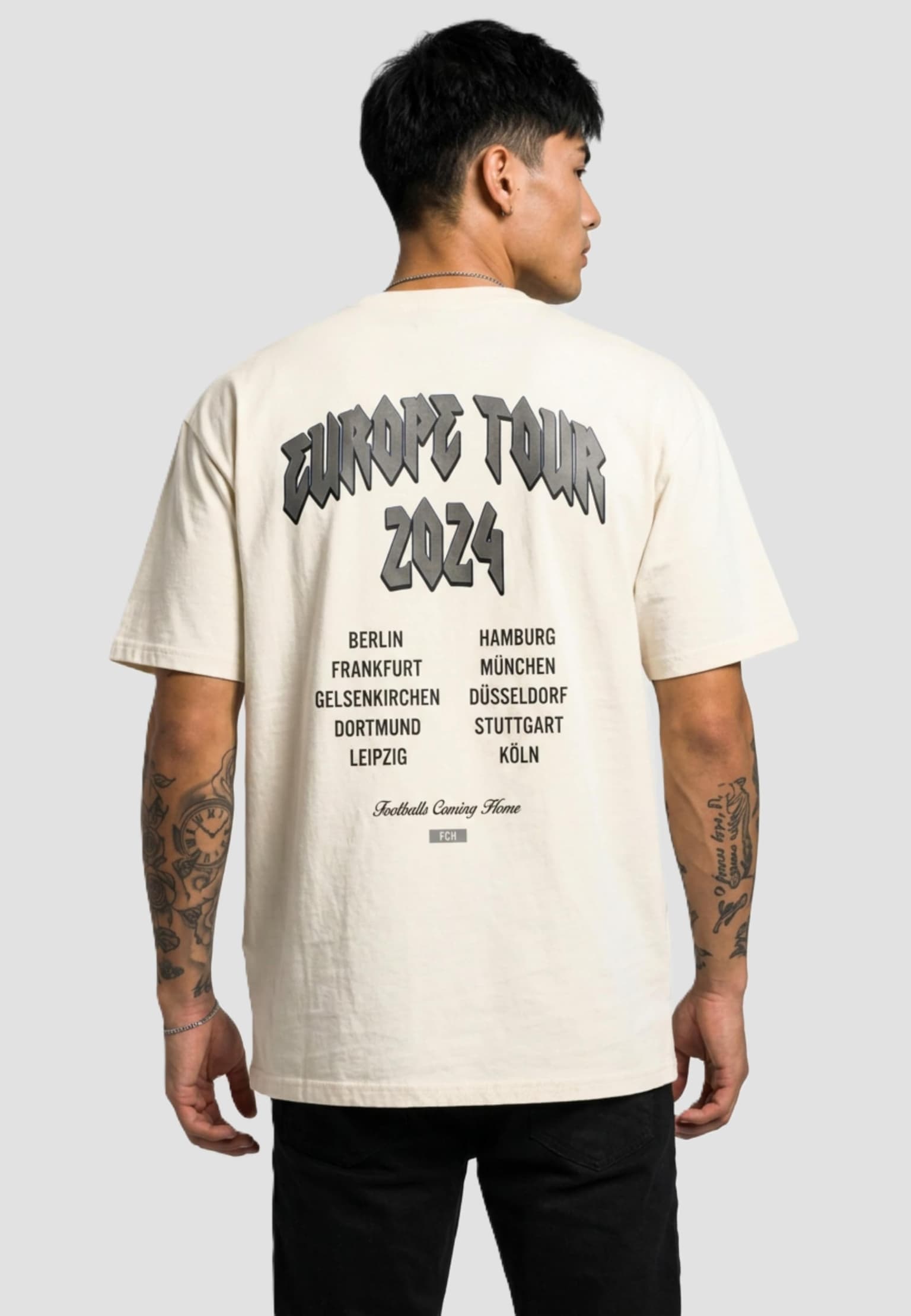 Mister Tee Upscale Football's Coming Home Europe Tour Oversize – Bild 2