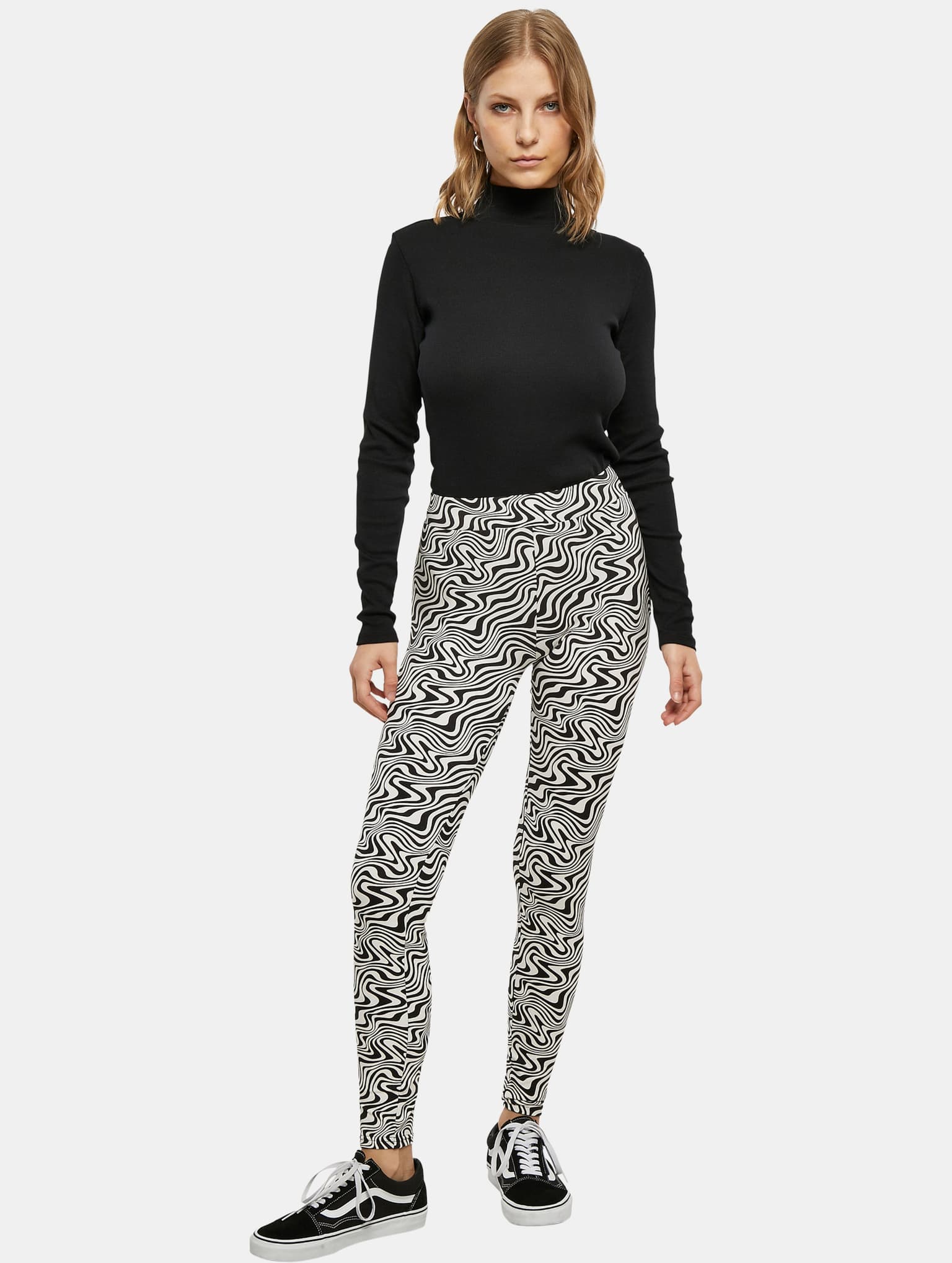 Urban Classics Ladies Soft AOP Leggings – Bild 4