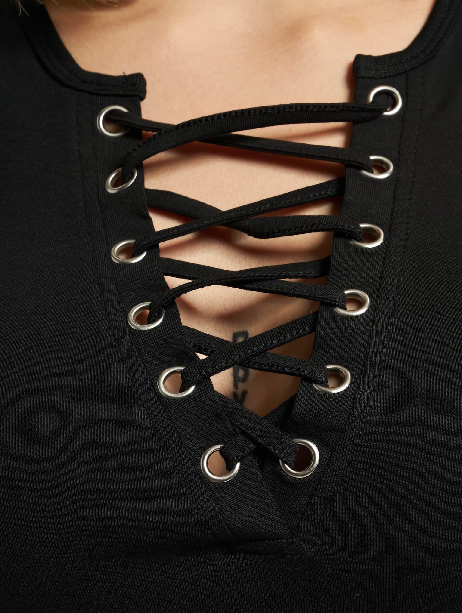 Urban Classics Ladies Lace Up Cropped Top – Bild 4
