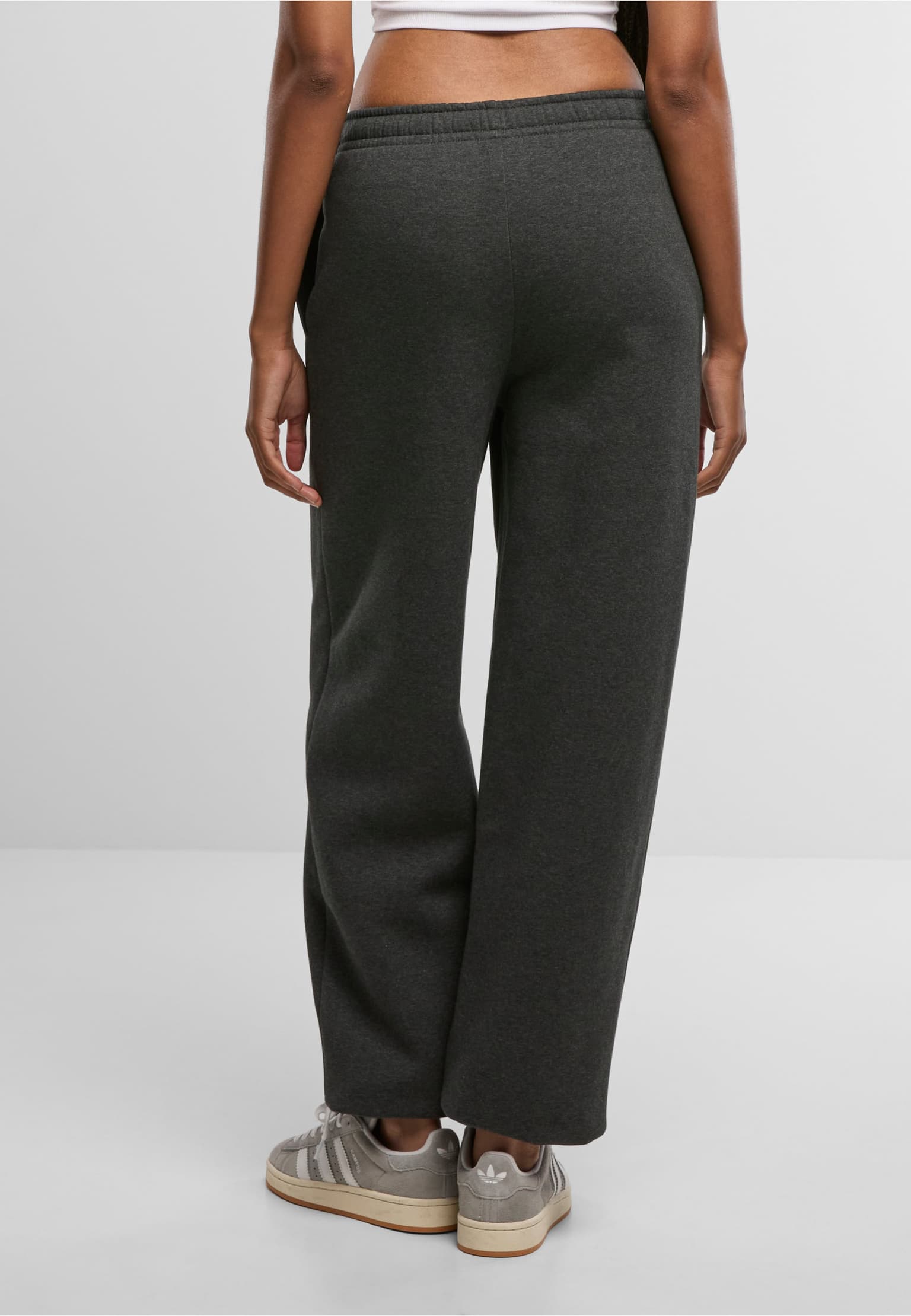 Urban Classics Ladies Fluffy Sweatpants – Bild 2