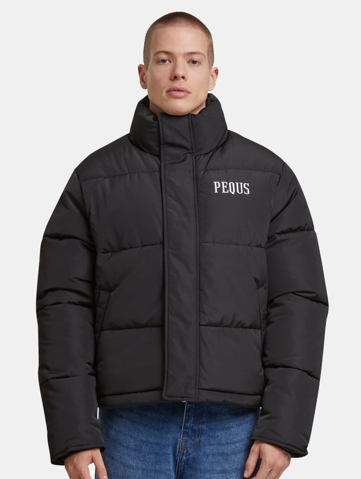 PEQUS Chest Logo Puffer Jacket – Bild 3