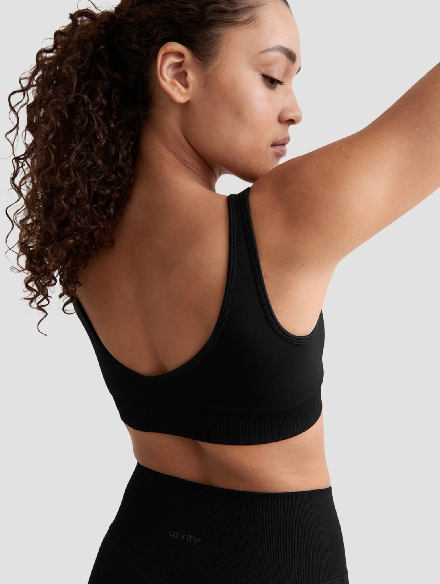 aimn aim'n Shape Seamless Deep Cut Bra – Bild 2
