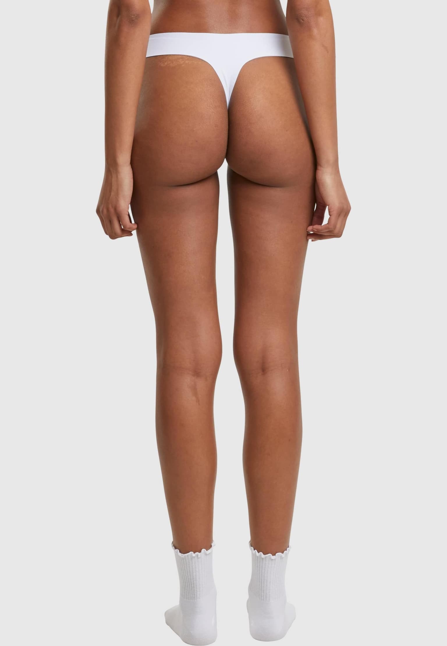 Urban Classics Ladies Lasercut Tanga 3-Pack – Bild 2