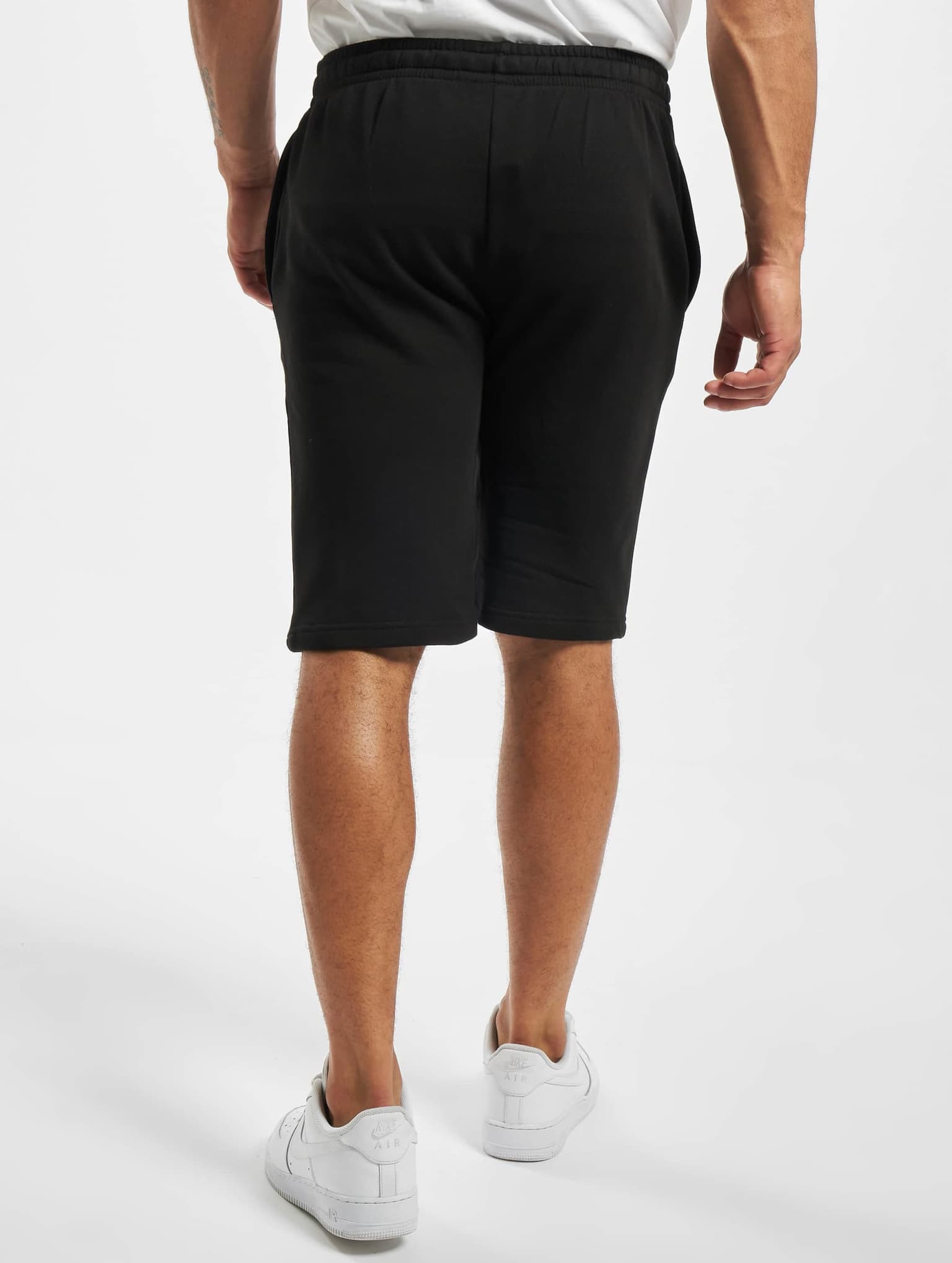 Urban Classics Basic Sweatshorts – Bild 2