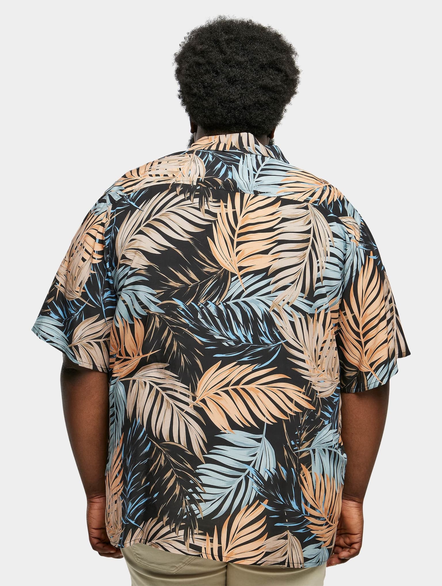 Urban Classics Viscose AOP Resort Shirt – Bild 2