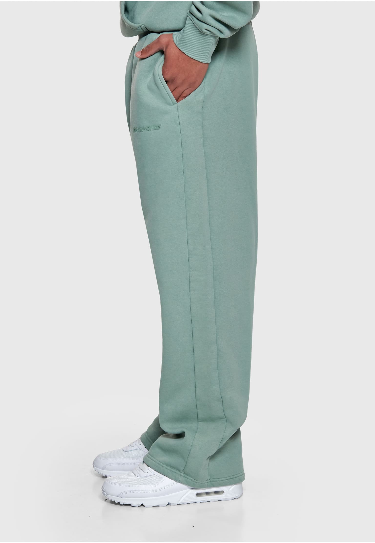 Dropsize HEAVY OVERSIZE DYNAMIC HD LOGO Jogger – Bild 3