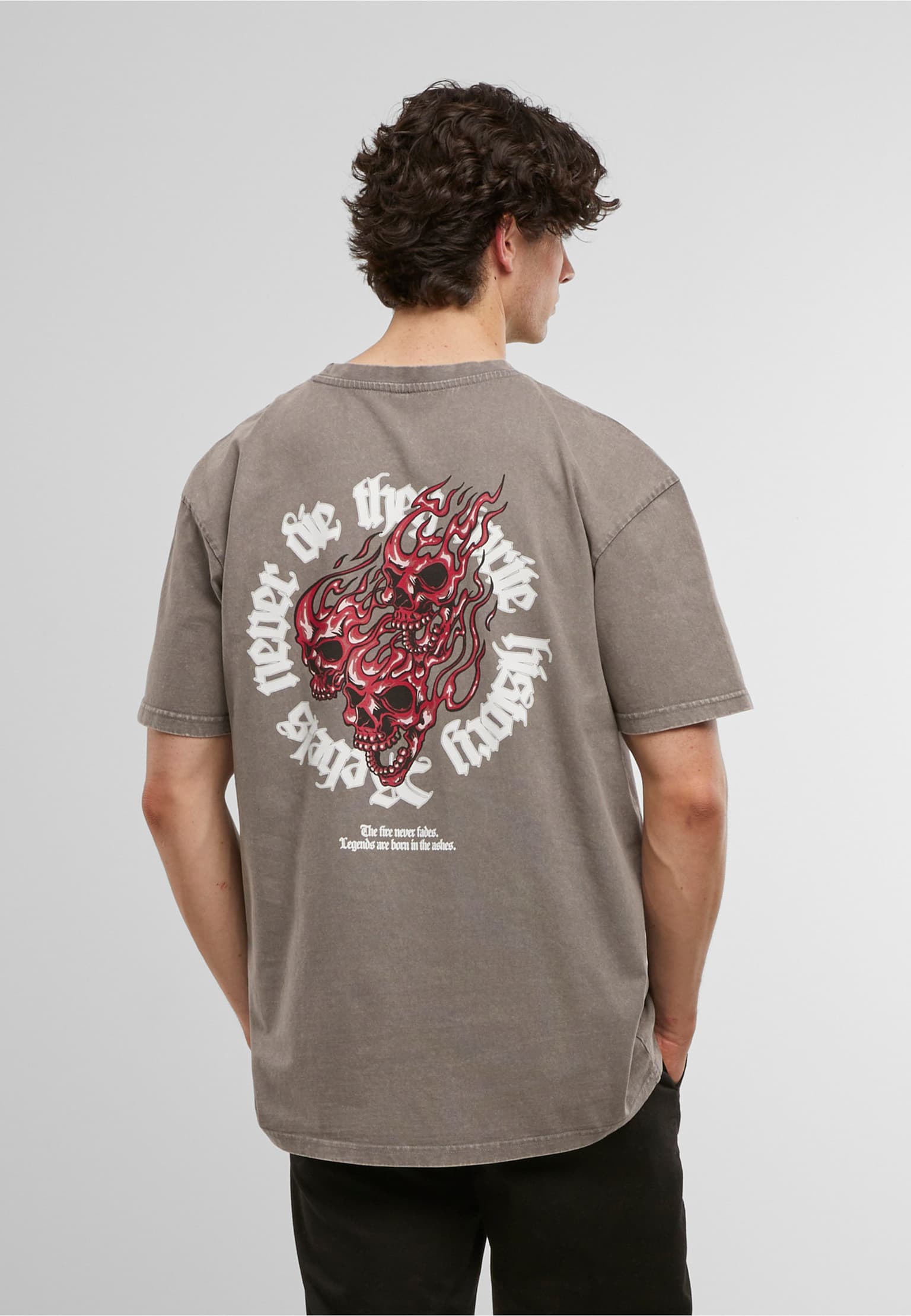 MJ Gonzales MJG Heavy Oversized Acid Washed Tee - Rebels never die – Bild 2