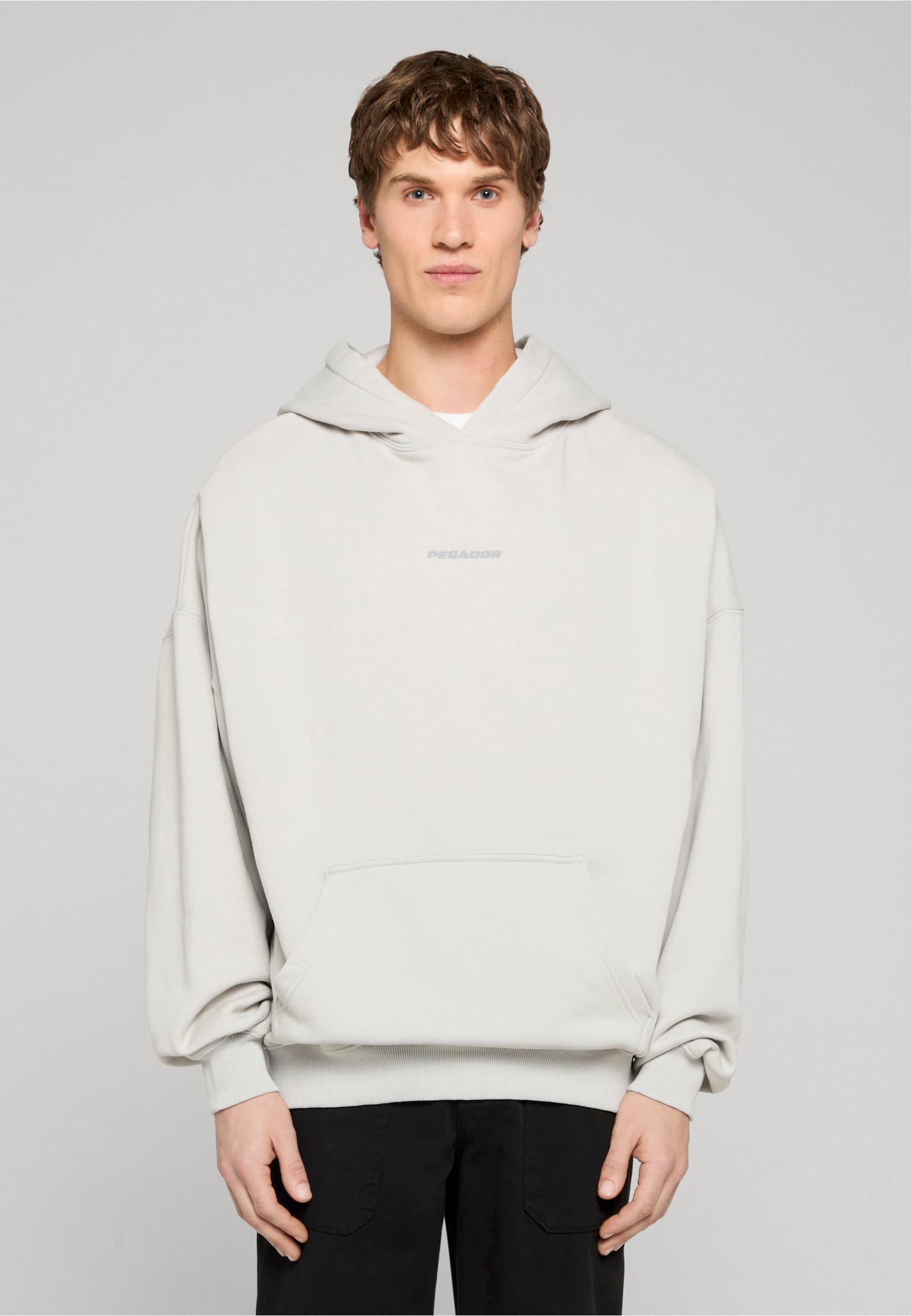 PEGADOR Logo Boxy Hoodie