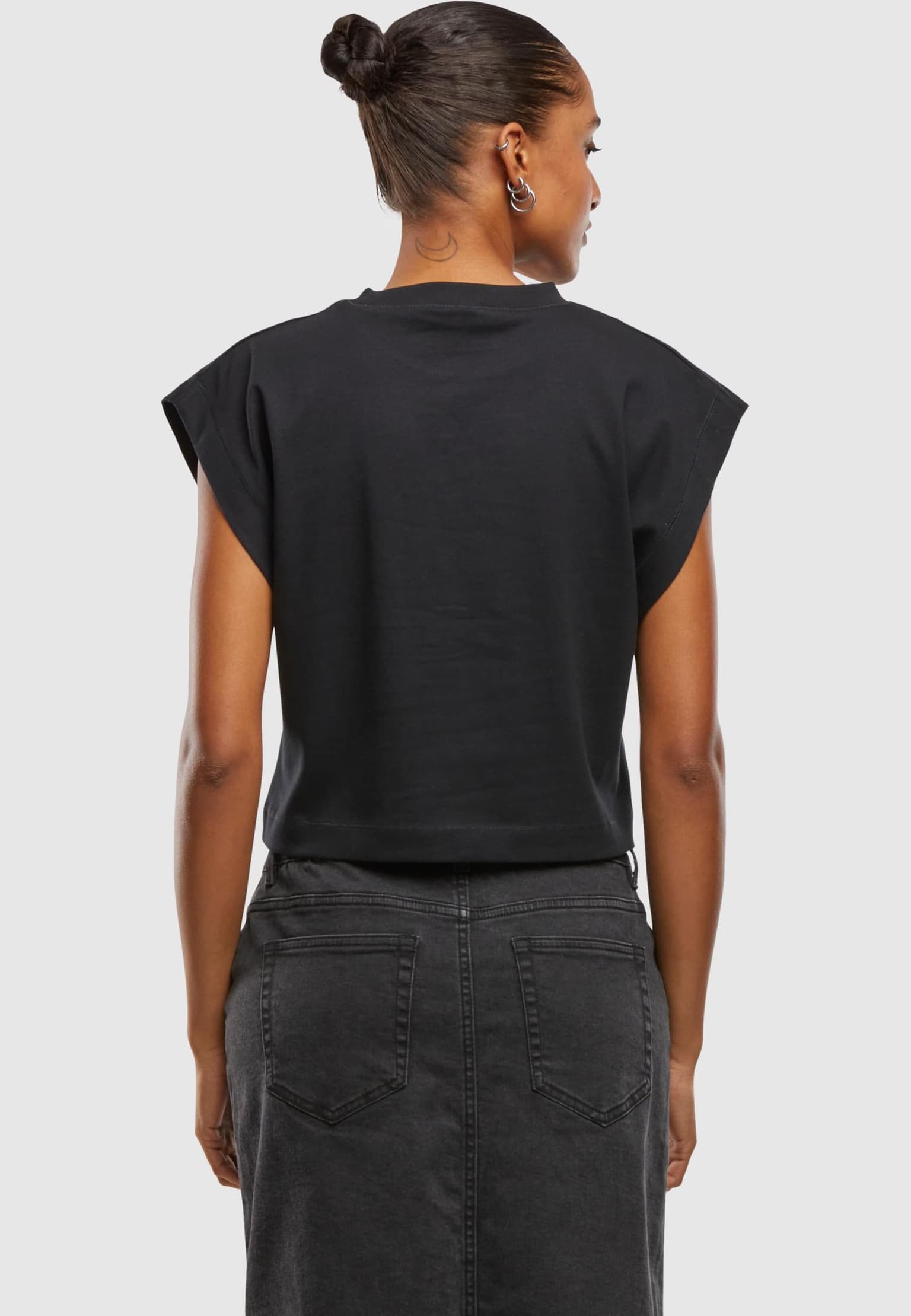 Urban Classics Ladies Oversized Boxy Heavy Tee – Bild 2