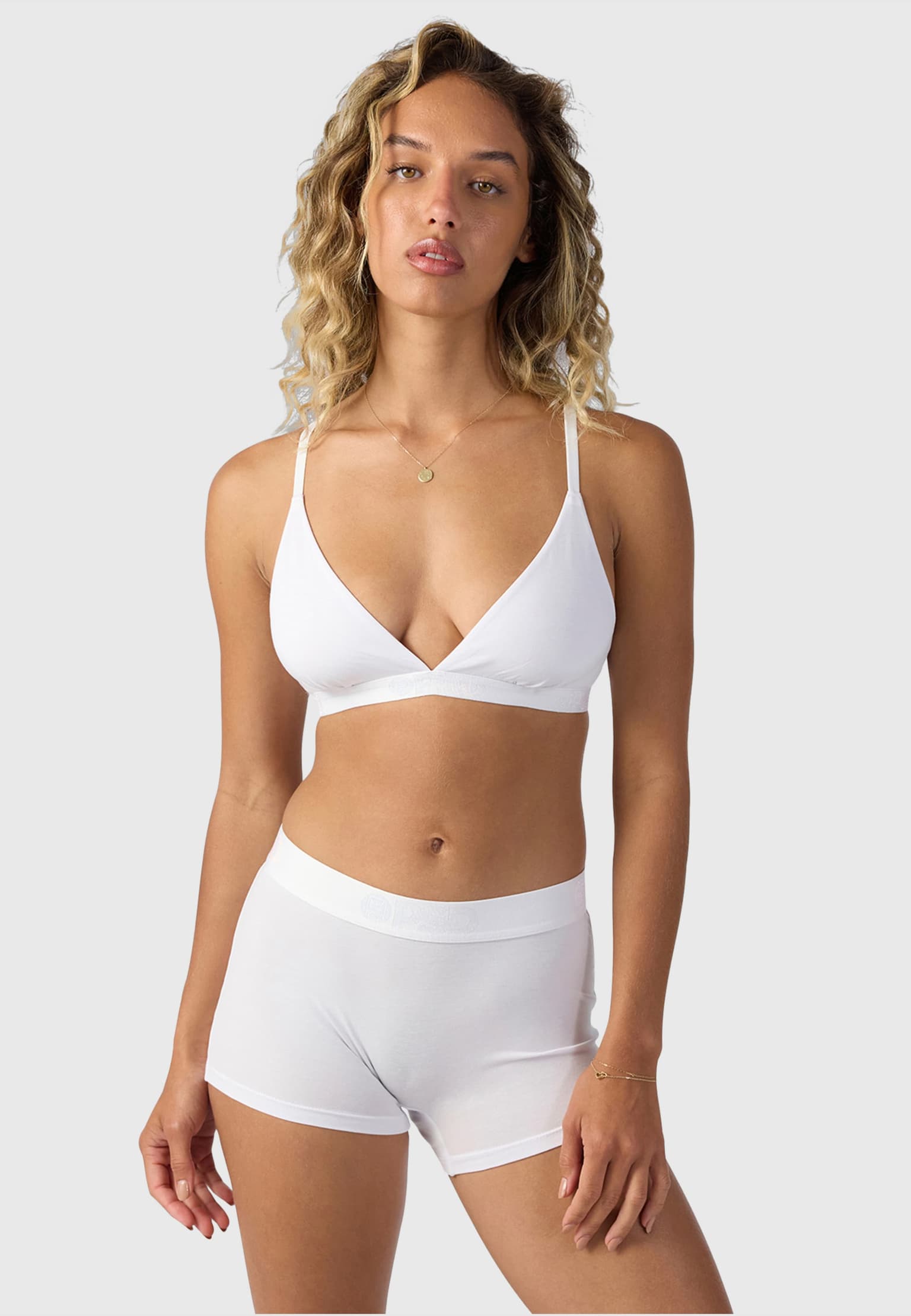PSD WHITE SLD MDL TBL