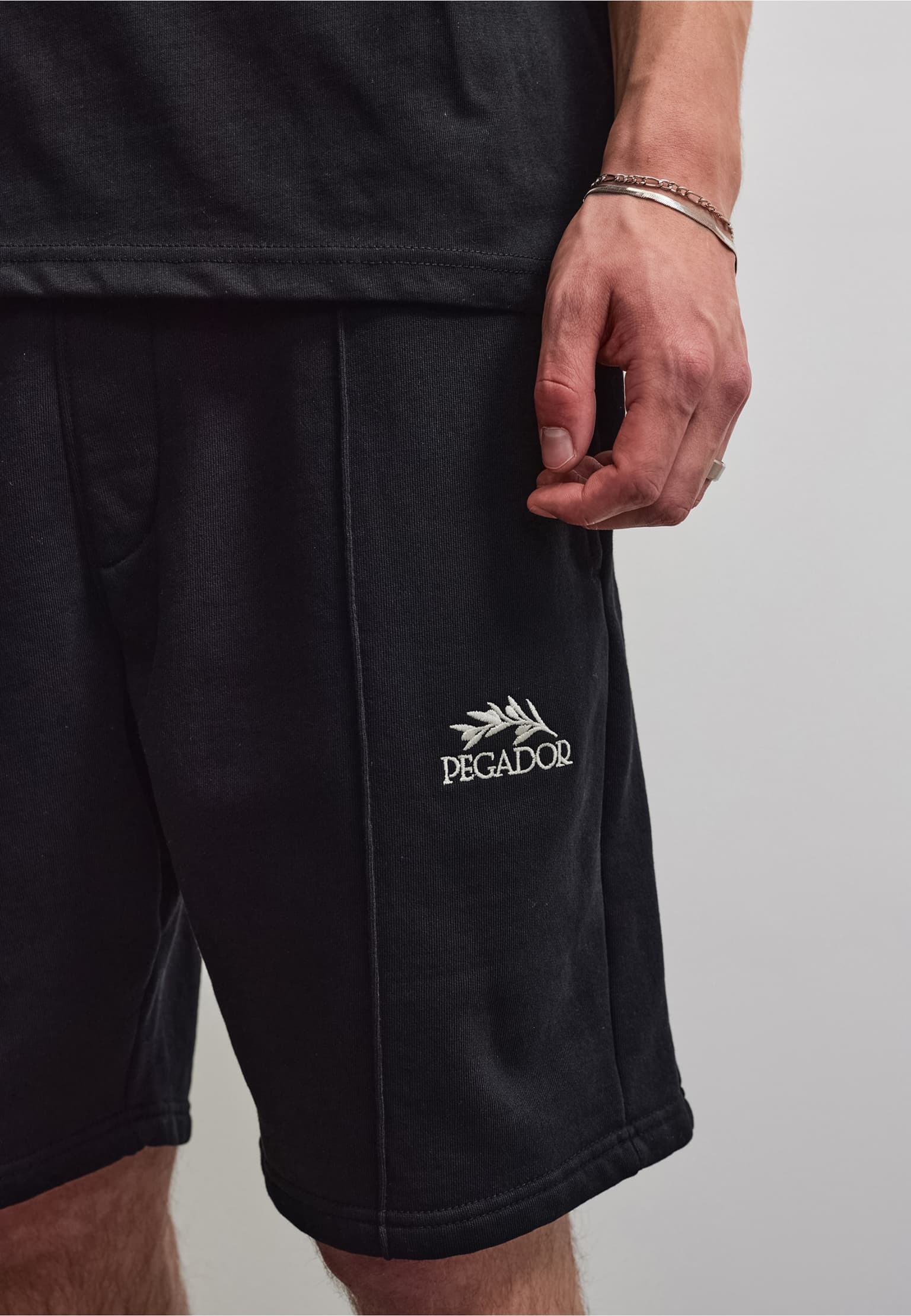 PEGADOR Lido Sweat Short – Bild 3