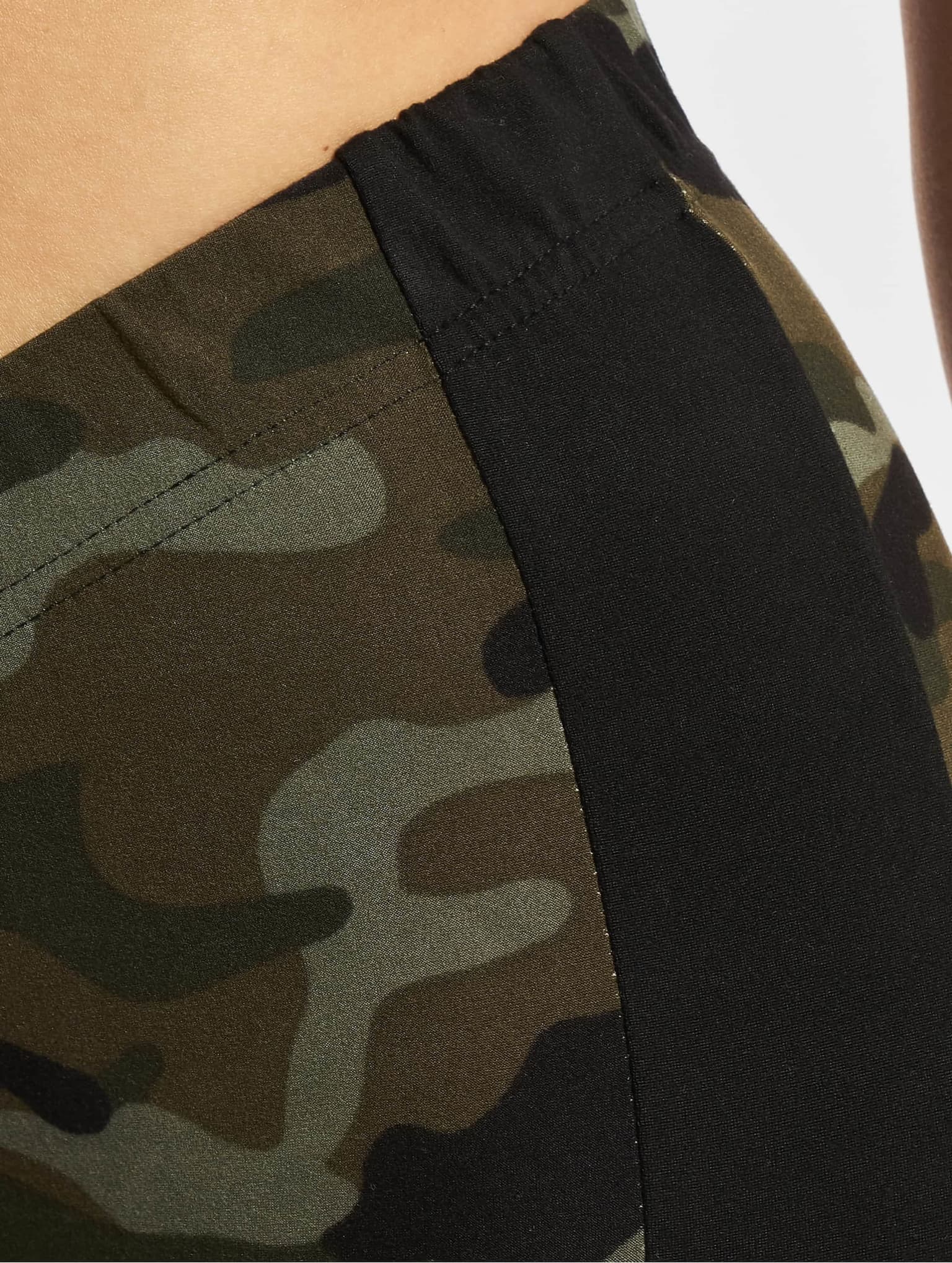 Urban Classics Ladies Camo Stripe Leggings – Bild 4