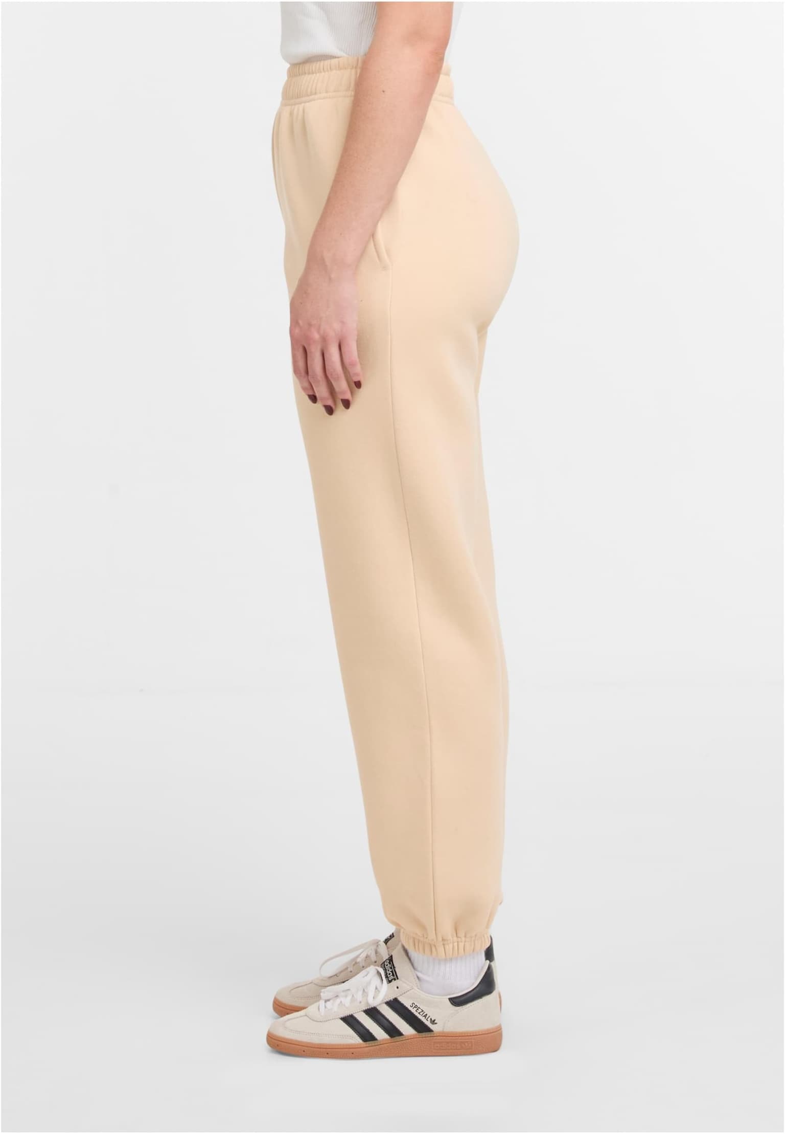 Urban Classics Ladies Basic Essential Sweatpants – Bild 3