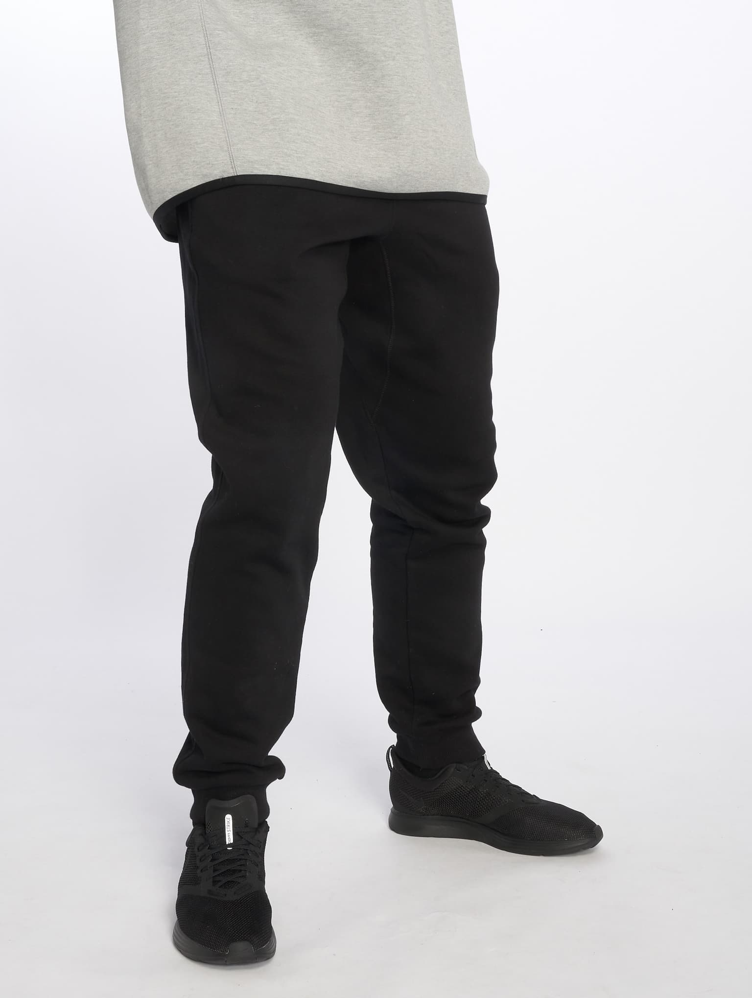 Urban Classics Basic Sweatpants – Bild 3