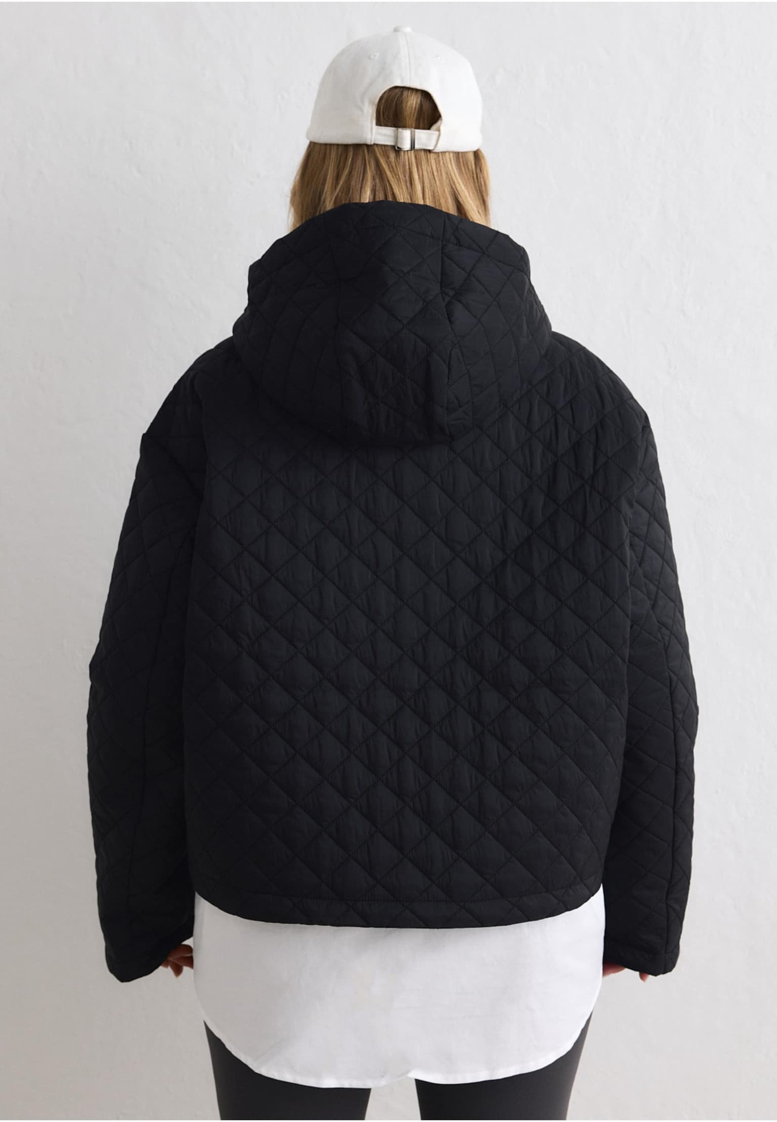 aimn Cropped Quilted Anorak – Bild 2