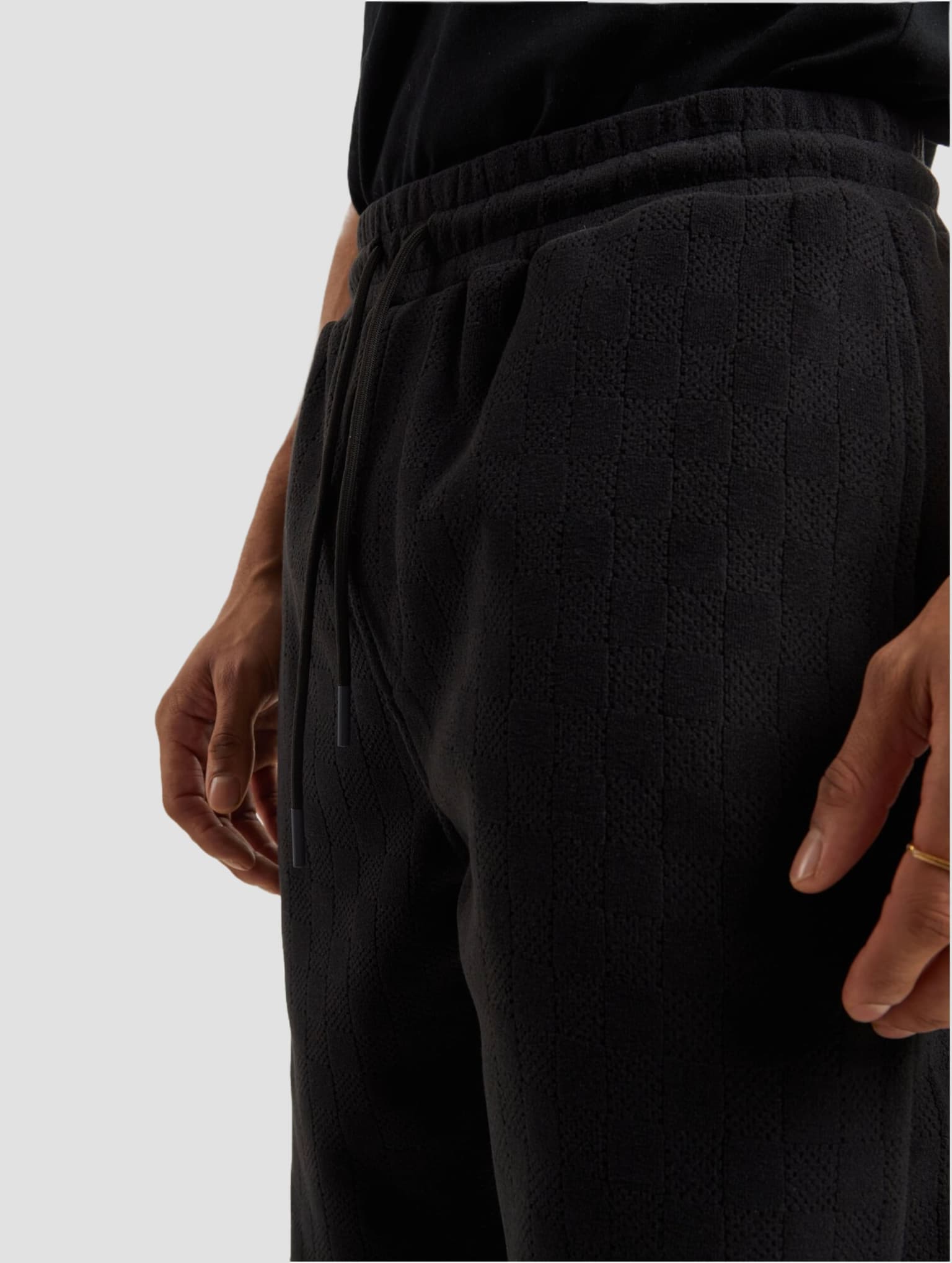 Urban Classics Jacquard Velvet Wide Jogginghose – Bild 4