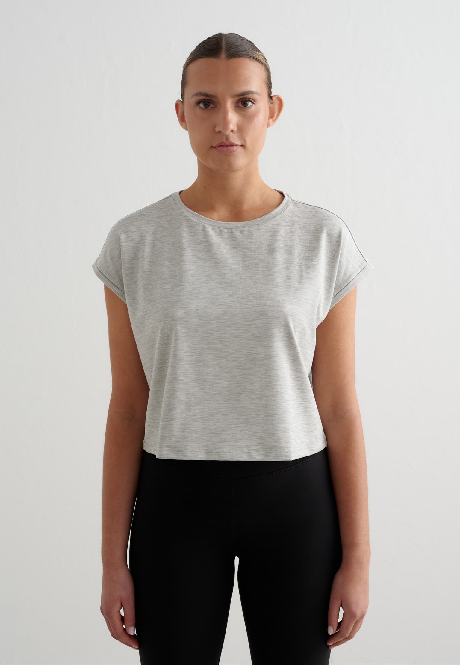 aimn Soft Basic Roll Sleeve Top