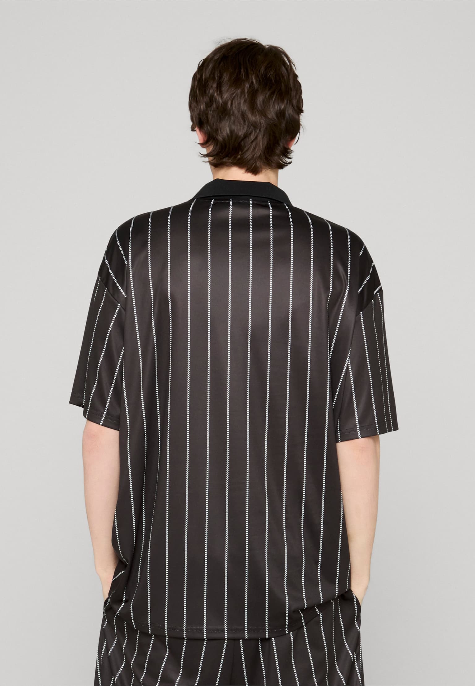 Hummel Chevron Pinstripe Polo Shirt – Bild 2