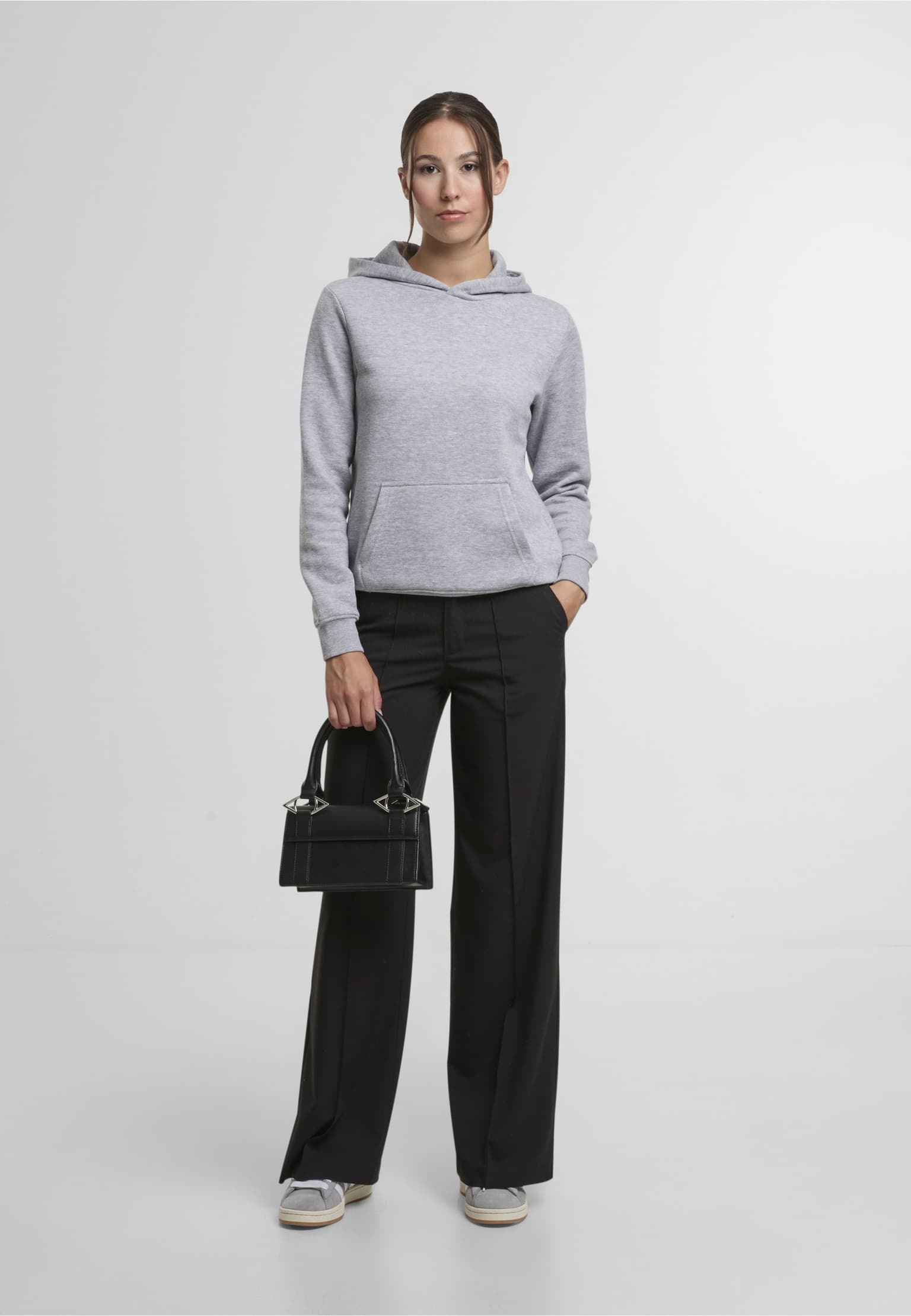 Urban Classics Ladies Basic Essential Hoody – Bild 3
