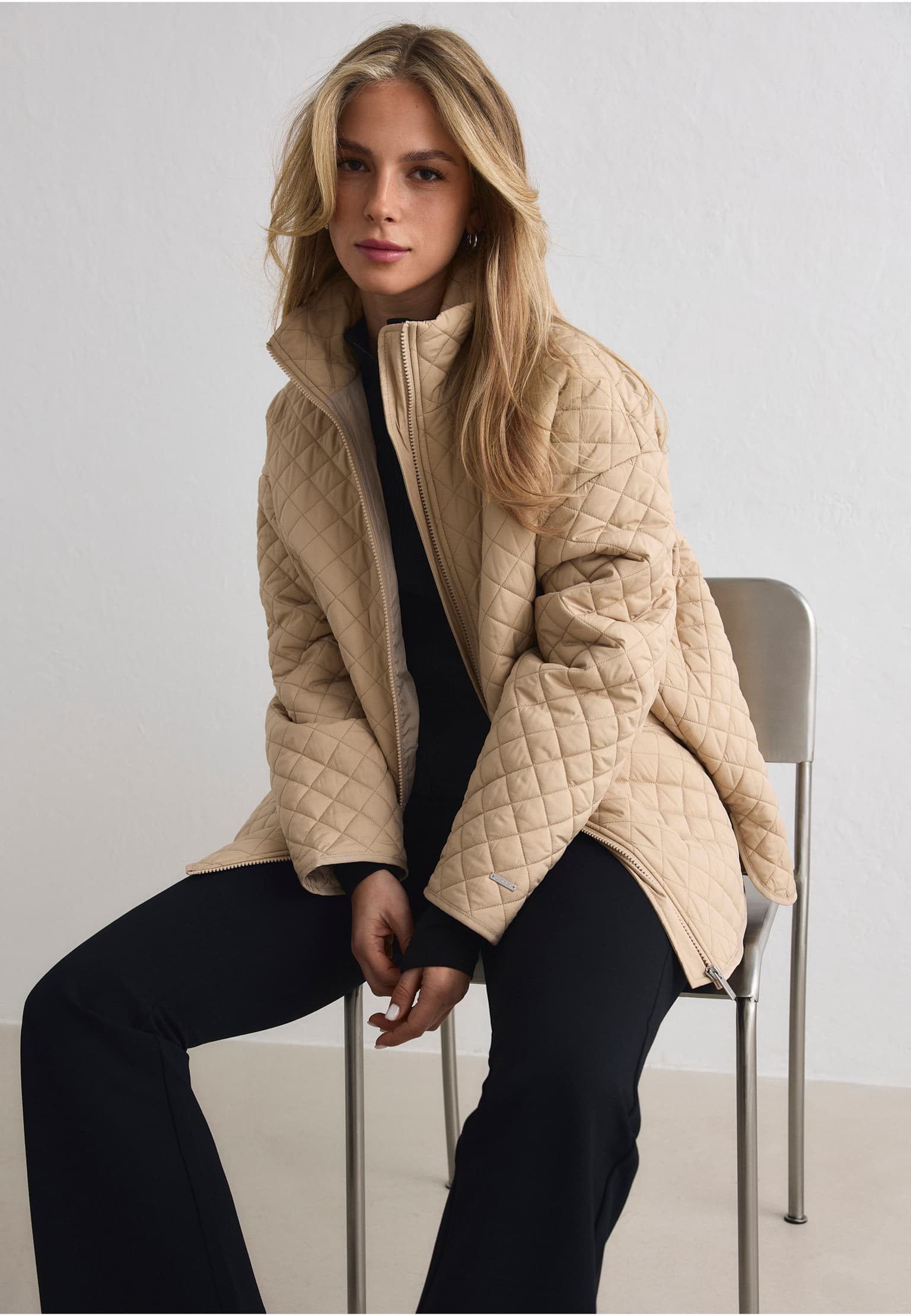 aimn Oversized Quilted Jacket – Bild 4