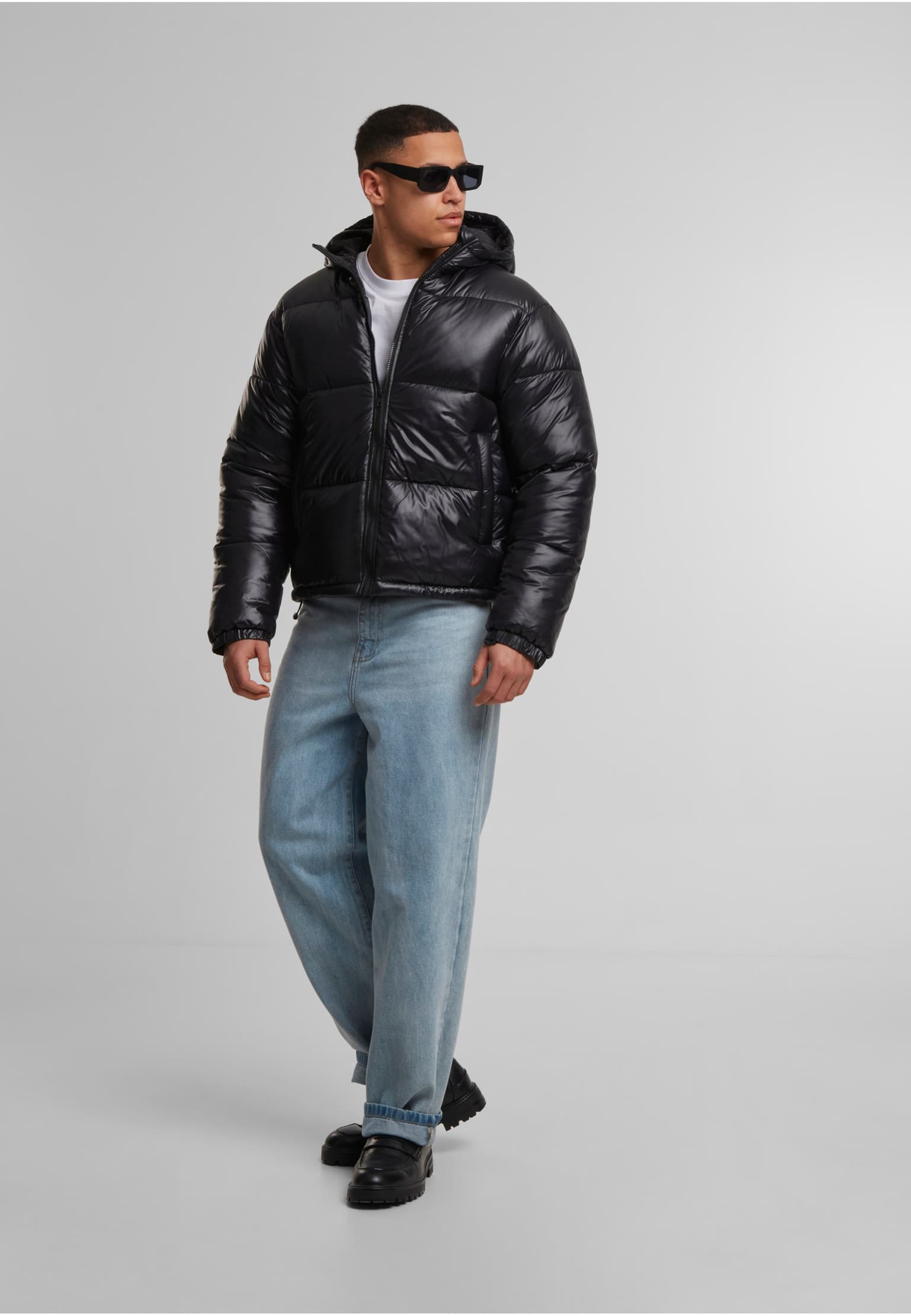 Urban Classics Shiny Puffer Jacket With Hood – Bild 3