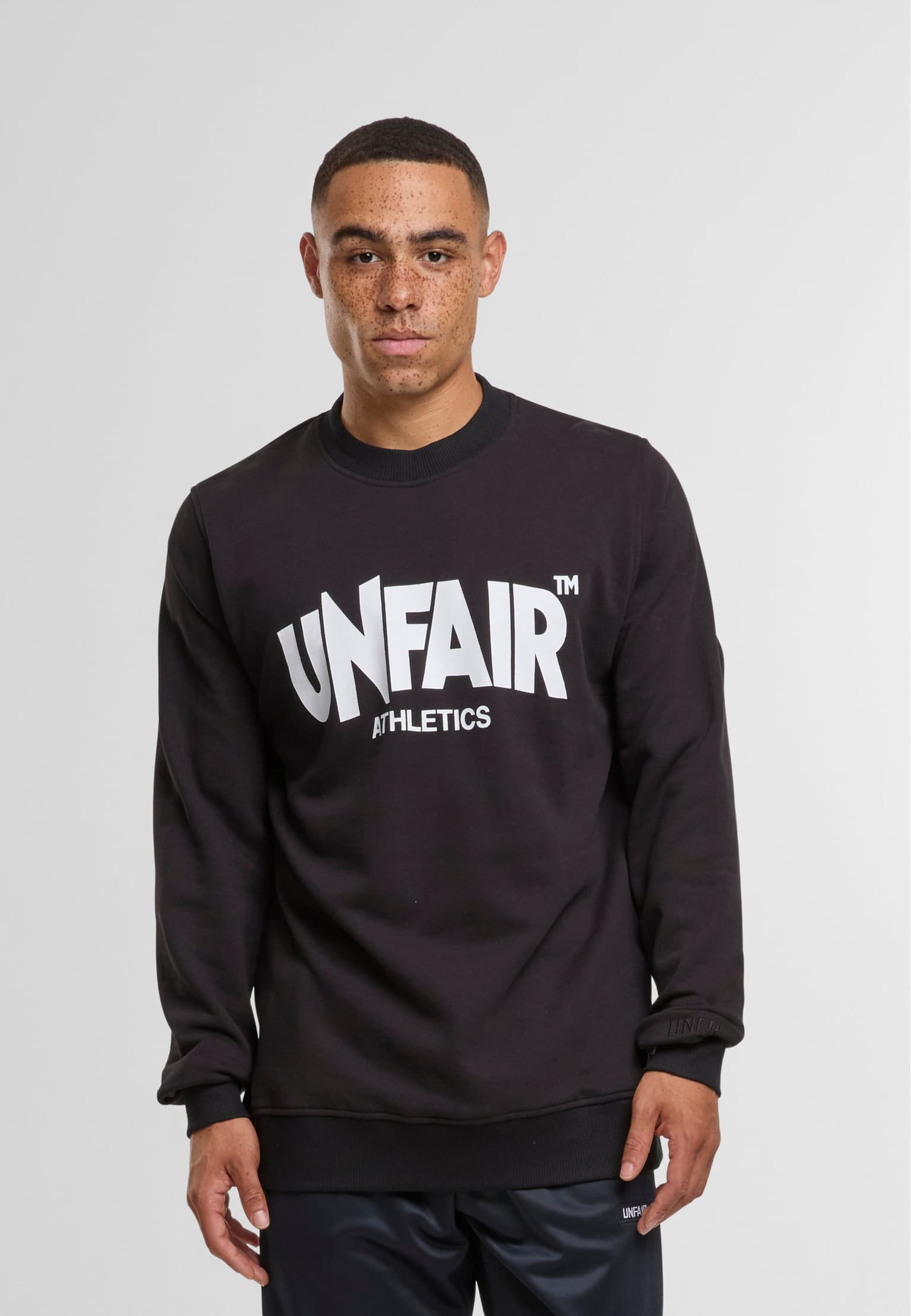UNFAIR ATHLETICS Classic Label Crewneck