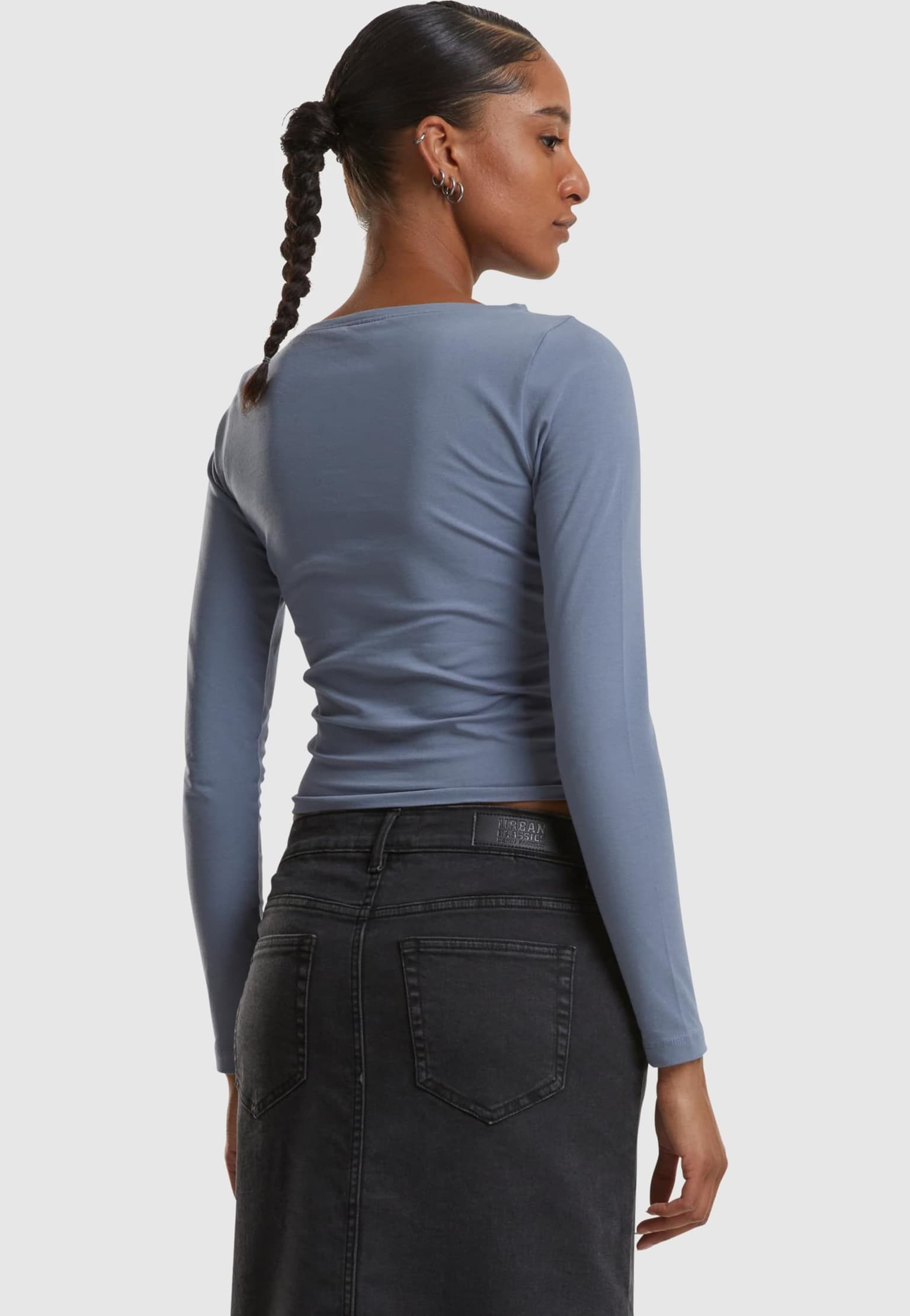 Urban Classics Ladies Ruffled Super Slim Longsleeve – Bild 2