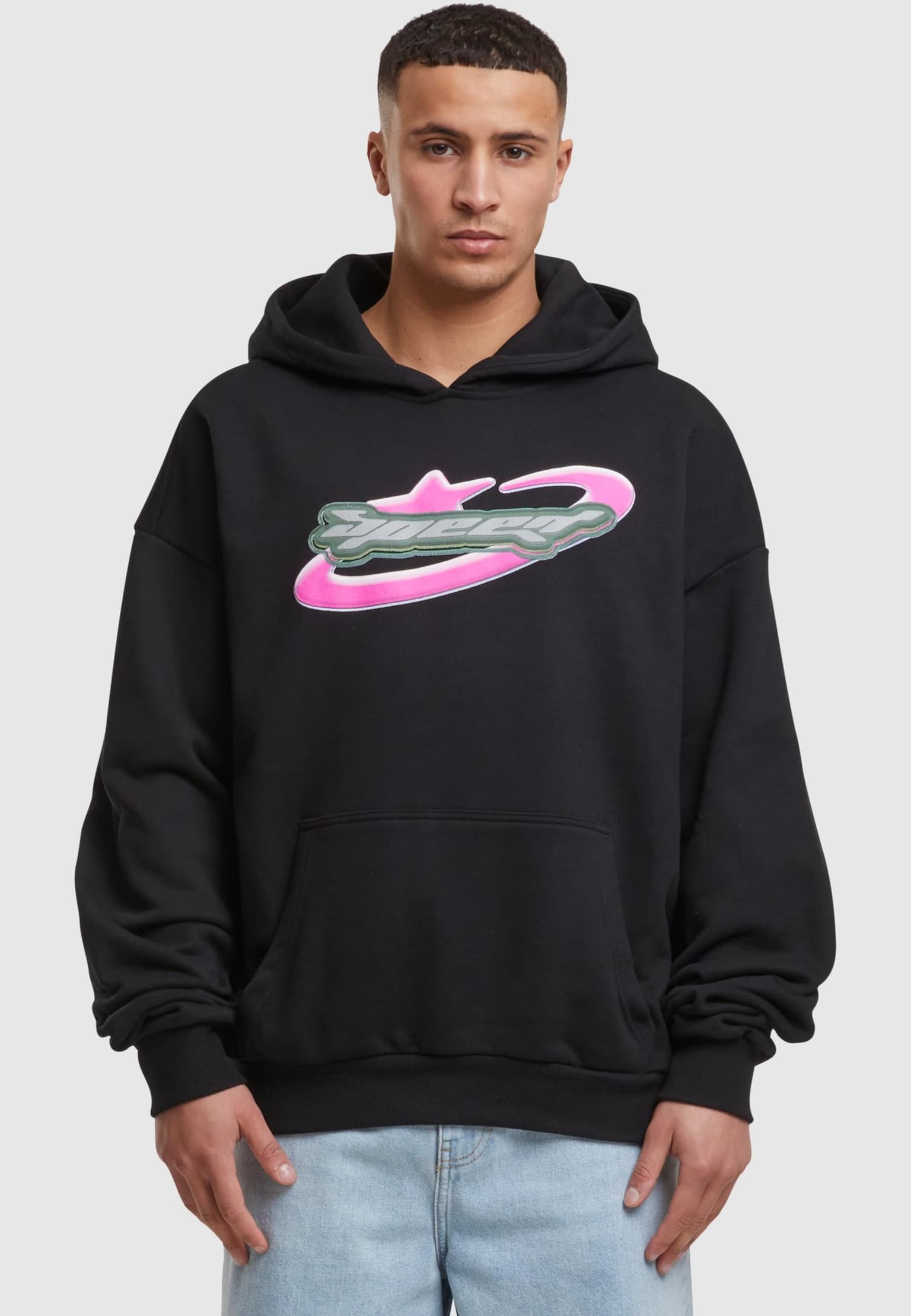Mister Tee Upscale Speed Logo Hoodie – Bild 3