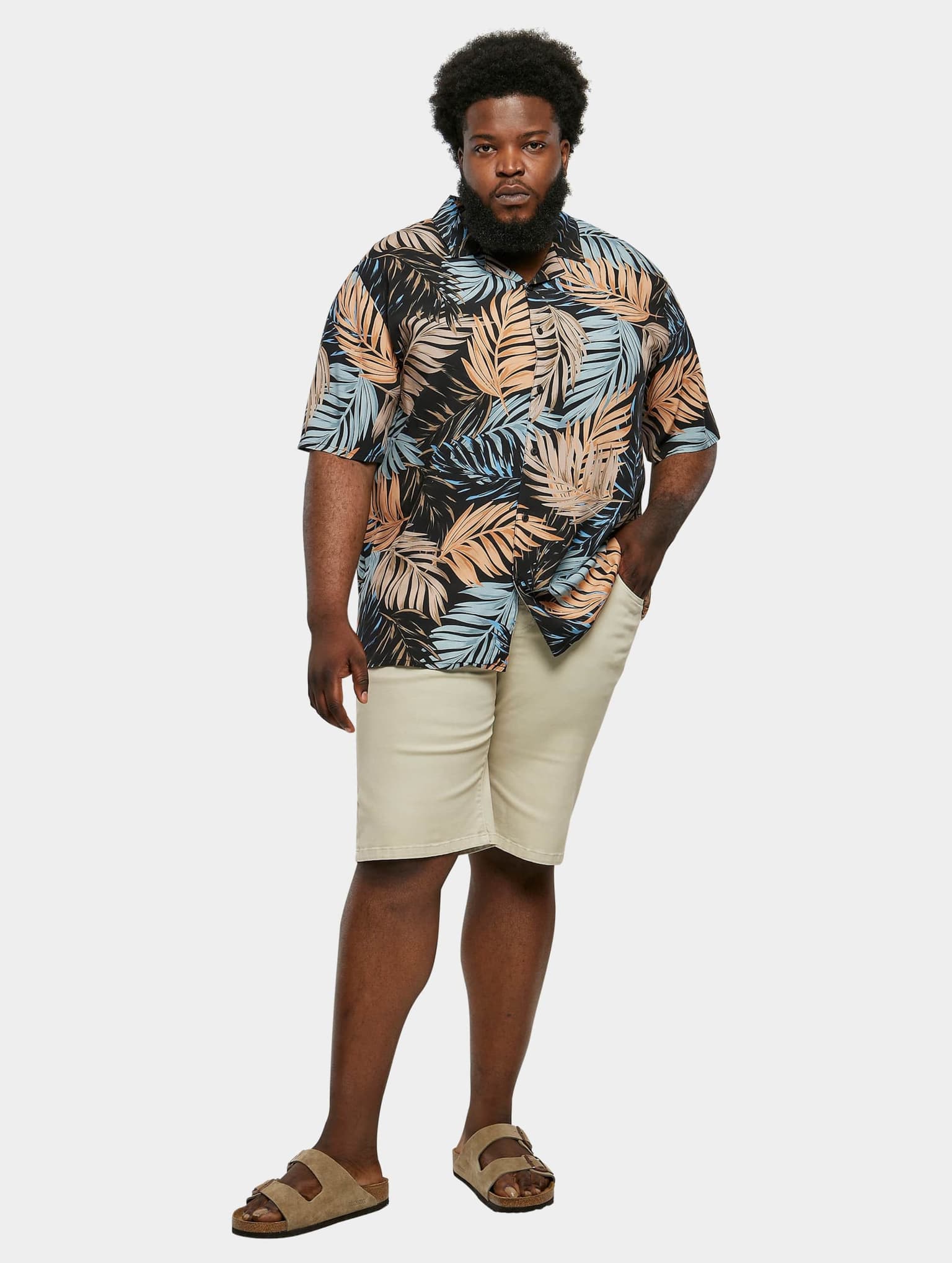 Urban Classics Viscose AOP Resort Shirt – Bild 4