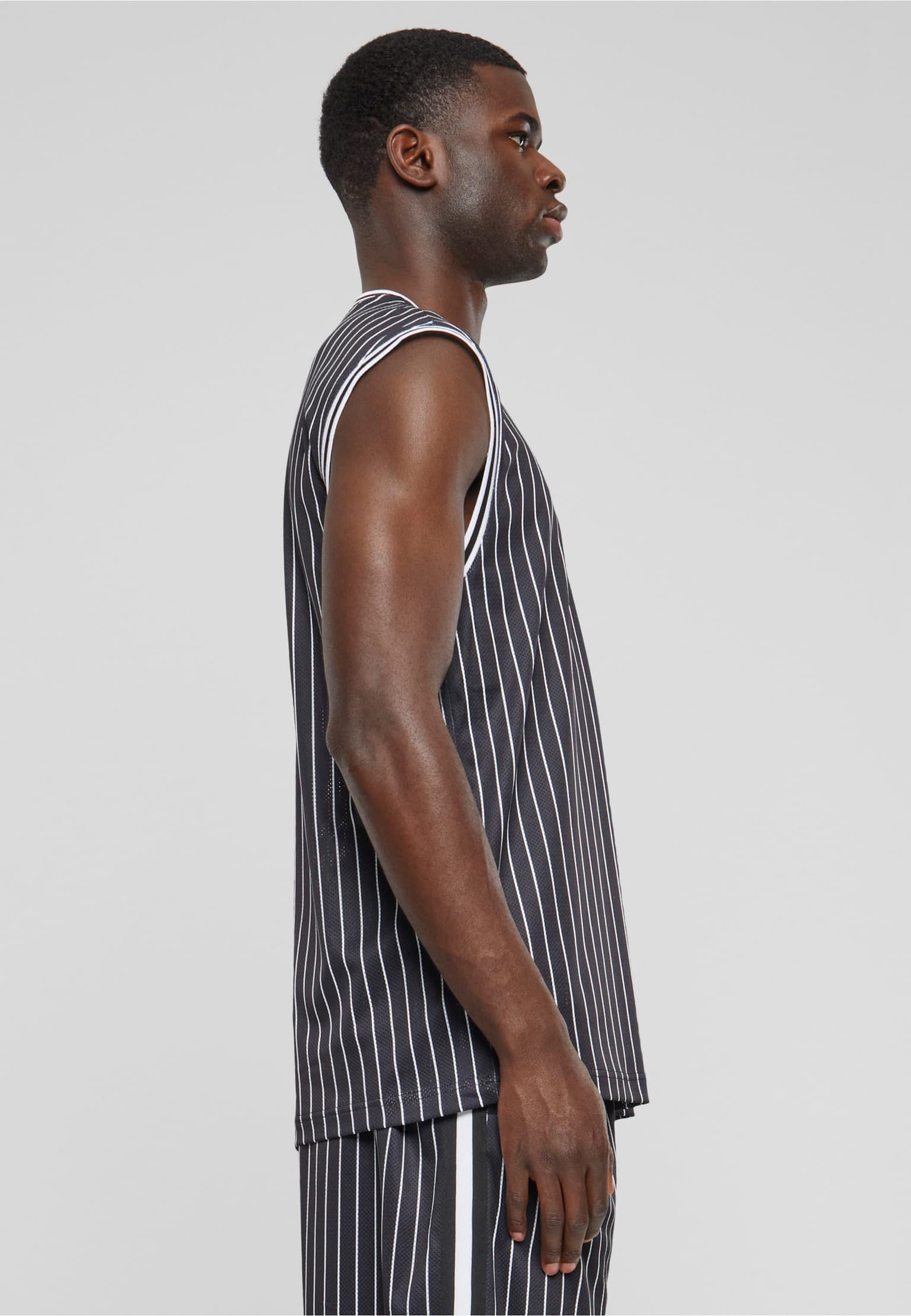 Urban Classics Striped Mesh Tanktop – Bild 4
