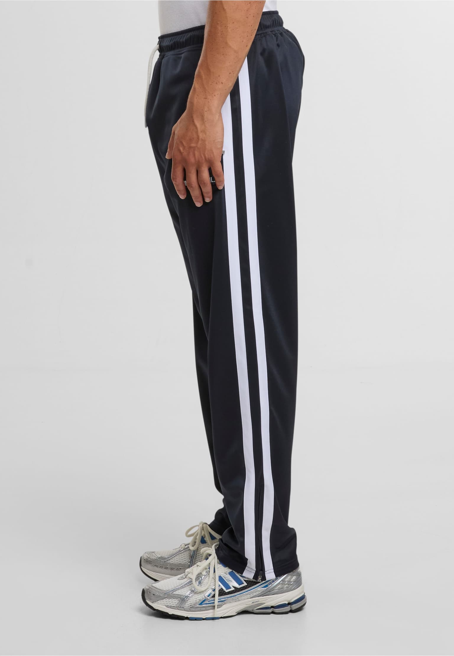 UNFAIR ATHLETICS DMWU Trackpants Evolution – Bild 3