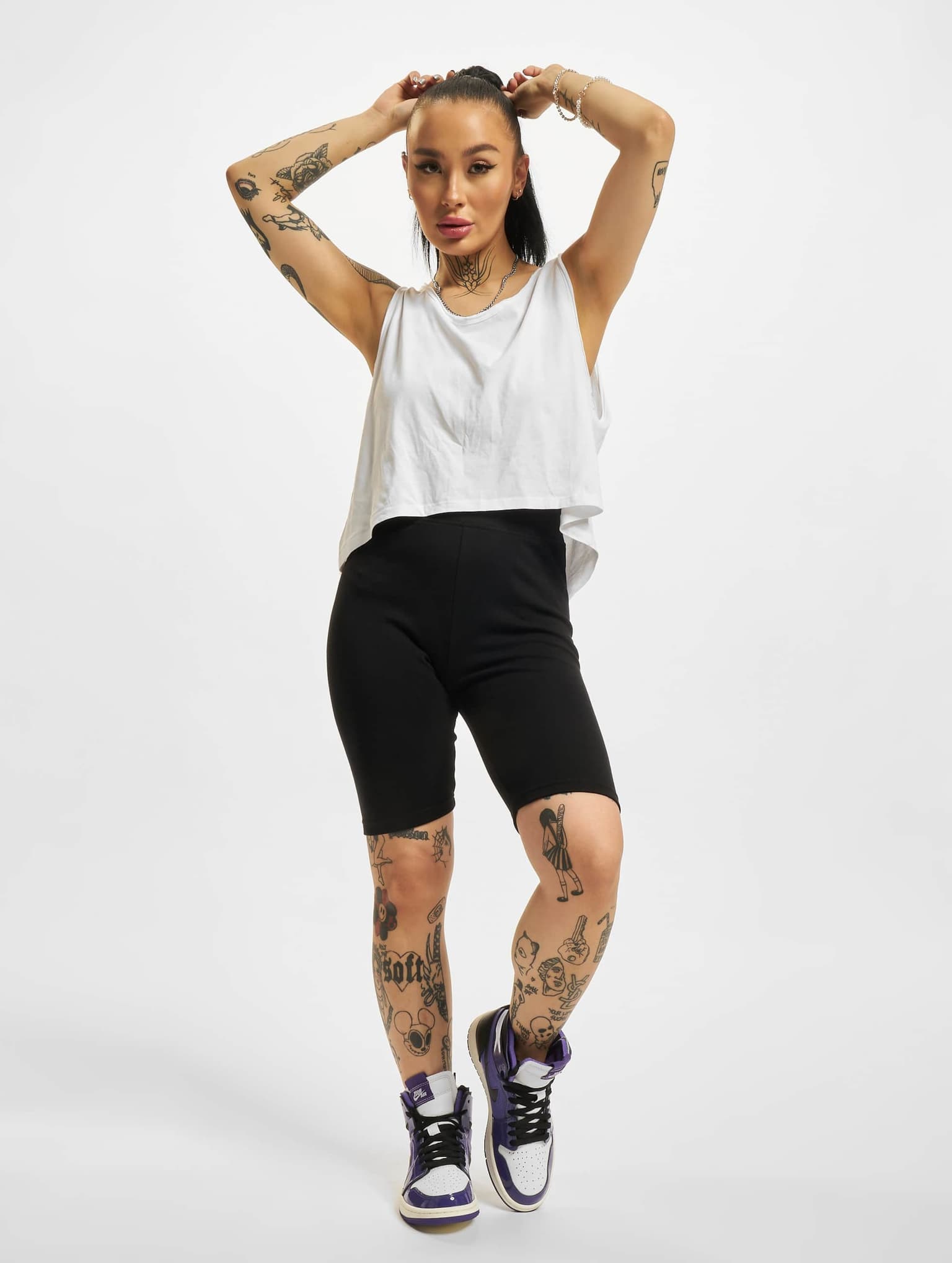 Urban Classics Ladies High Waist Cycle Short – Bild 4