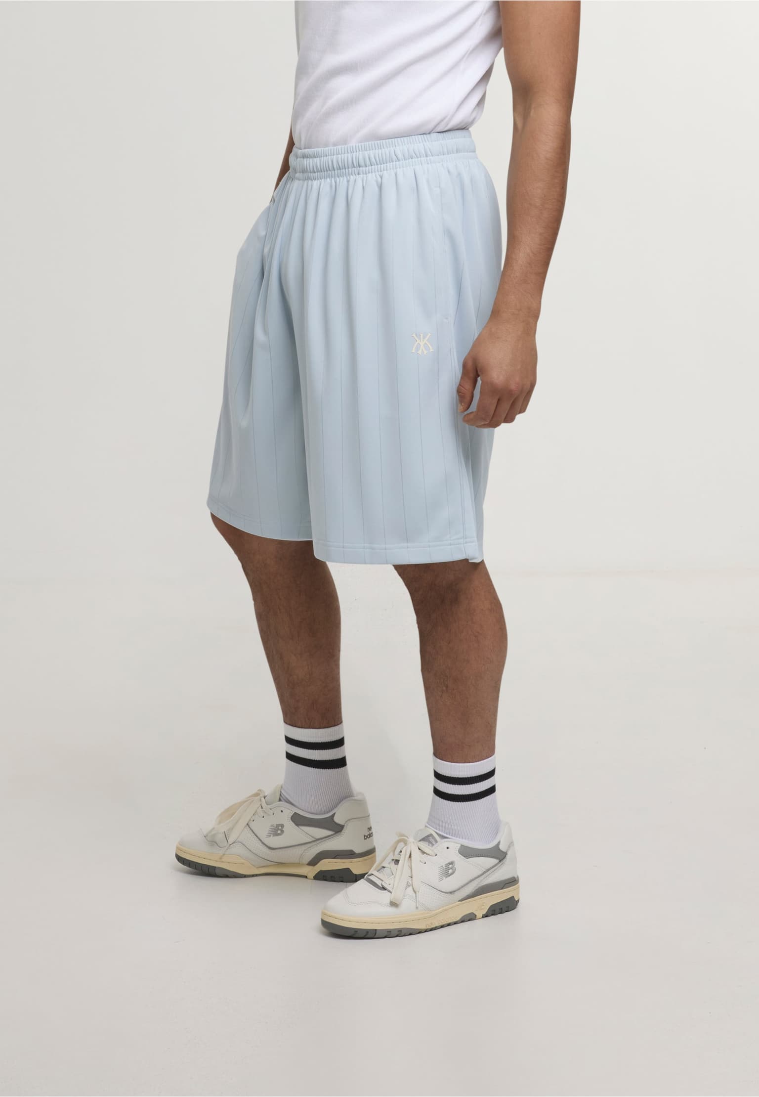 Karl Kani KK Insignia Shadow Pinstripe Soccer Short – Bild 3