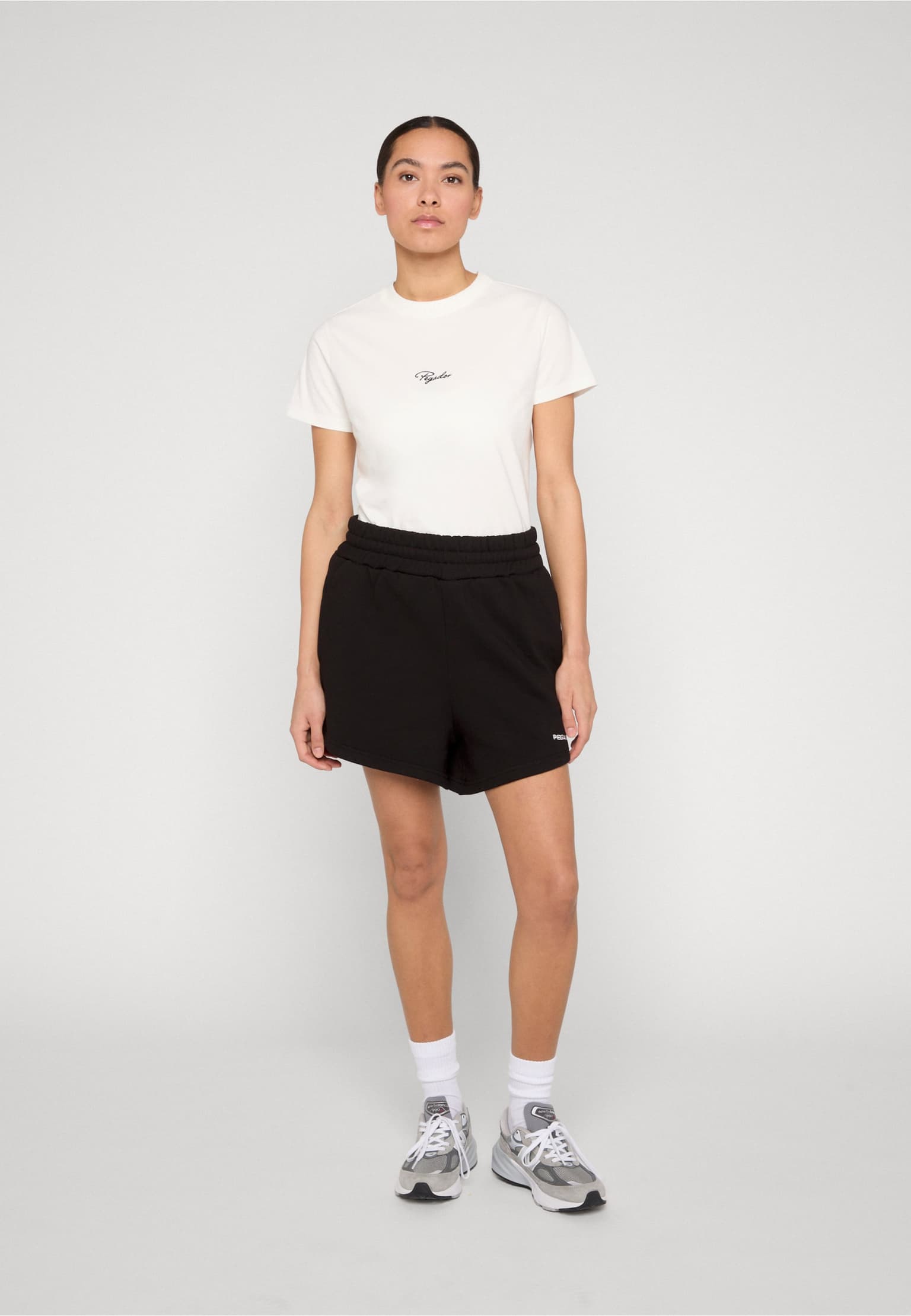 PEGADOR Wiluna High Waisted Sweatshorts – Bild 3