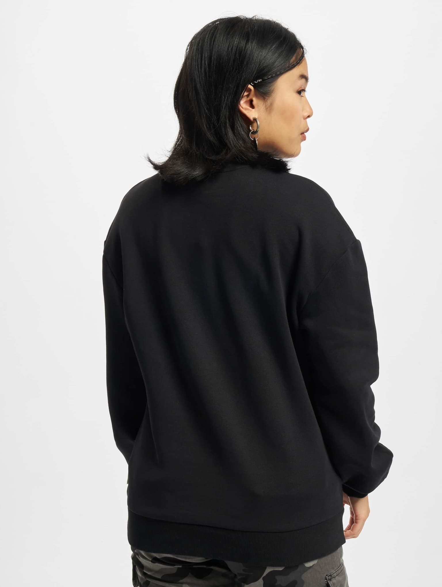 Urban Classics Ladies Essentials Oversized Crew – Bild 2